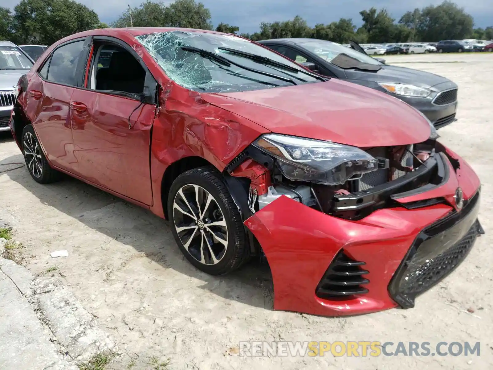 1 Фотография поврежденного автомобиля 5YFBURHE2KP877079 TOYOTA COROLLA 2019