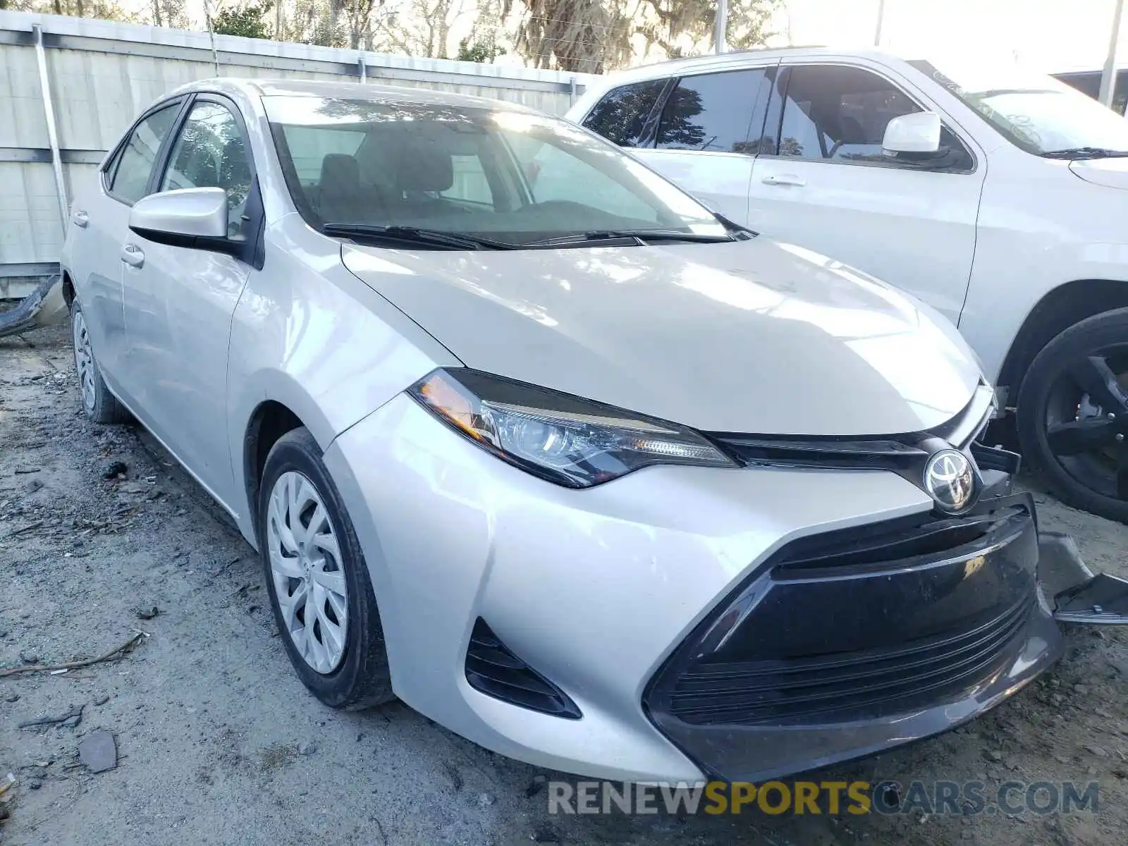 1 Photograph of a damaged car 5YFBURHE2KP877535 TOYOTA COROLLA 2019