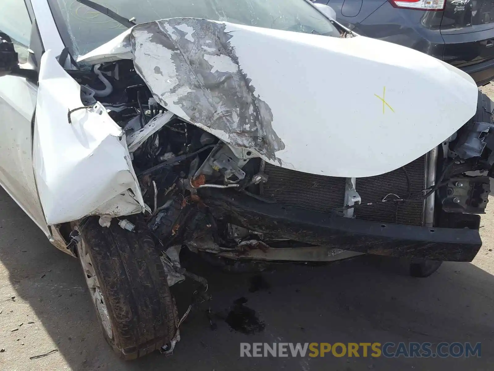 9 Photograph of a damaged car 5YFBURHE2KP878779 TOYOTA COROLLA 2019