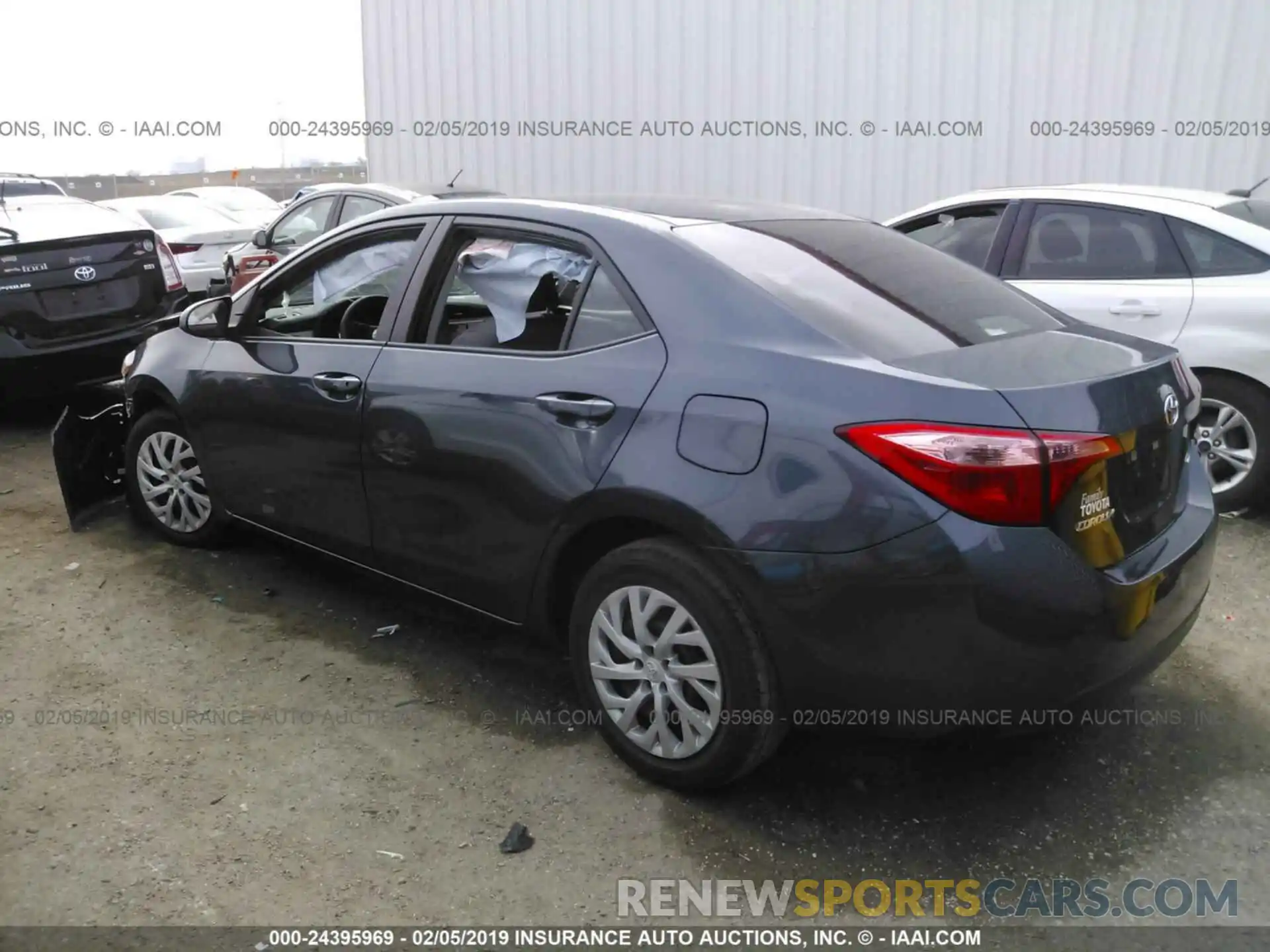 3 Photograph of a damaged car 5YFBURHE2KP878975 TOYOTA COROLLA 2019