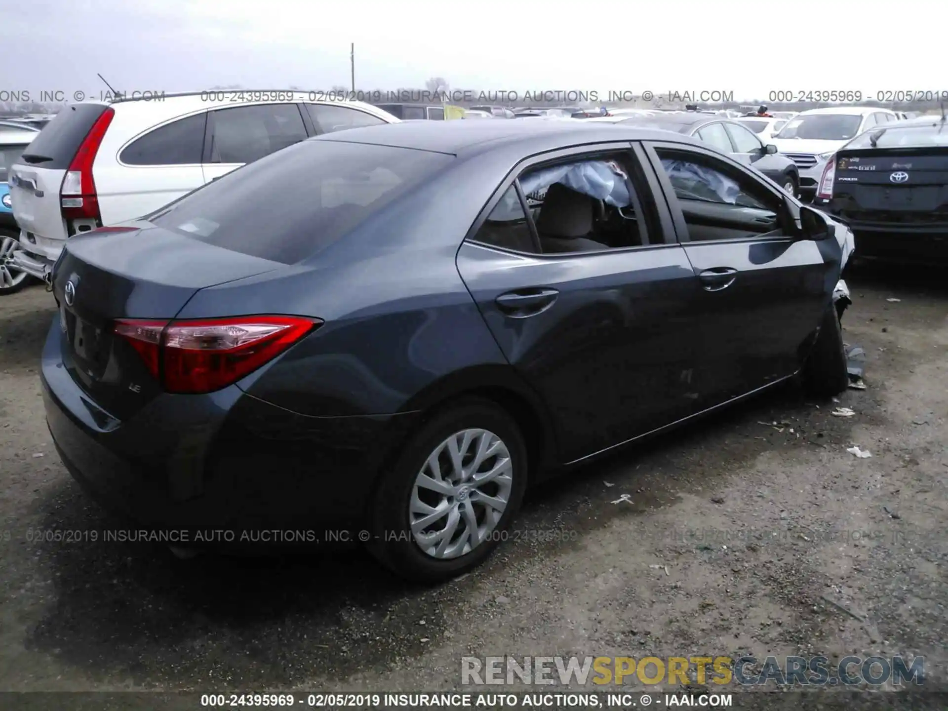 4 Photograph of a damaged car 5YFBURHE2KP878975 TOYOTA COROLLA 2019