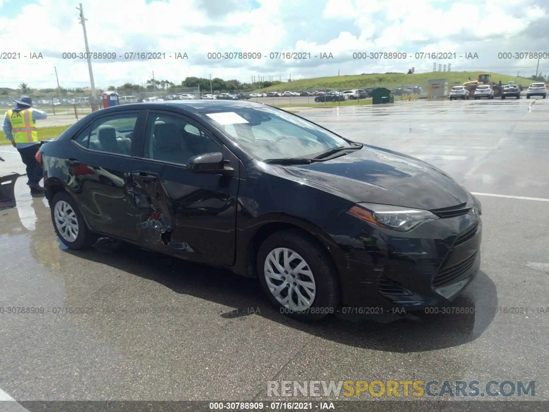 1 Photograph of a damaged car 5YFBURHE2KP879494 TOYOTA COROLLA 2019