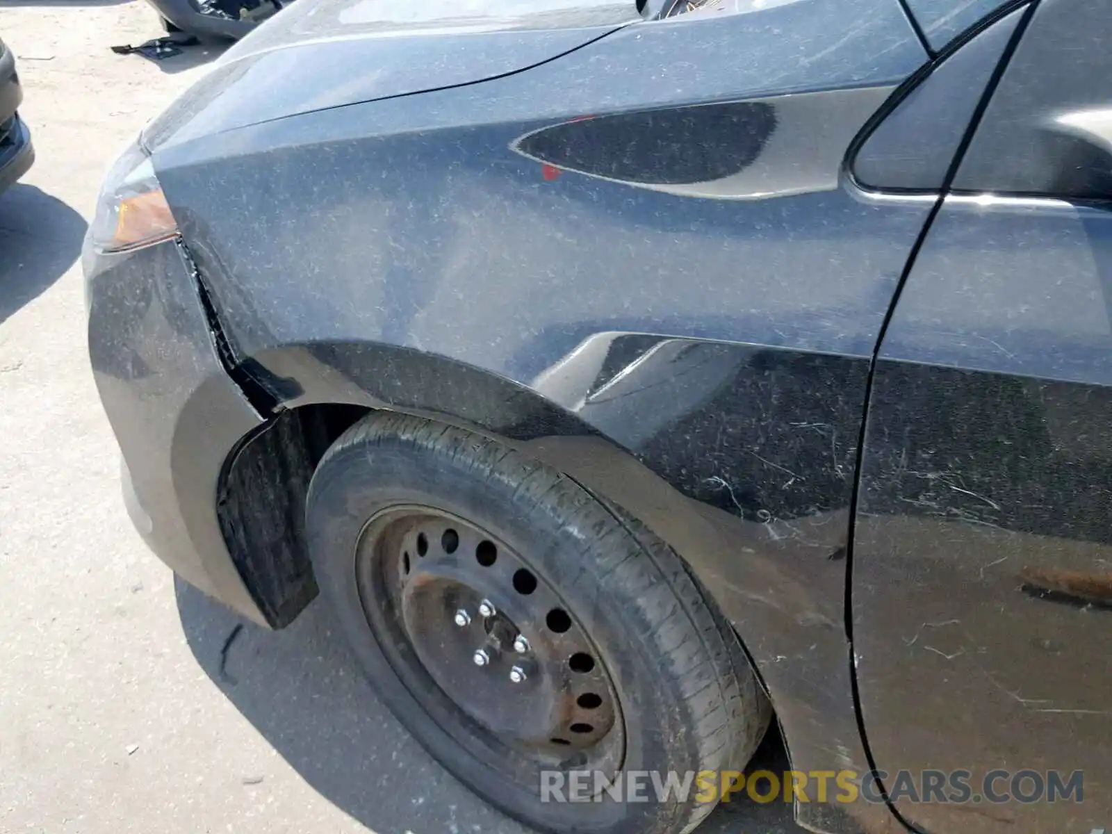 9 Photograph of a damaged car 5YFBURHE2KP880483 TOYOTA COROLLA 2019