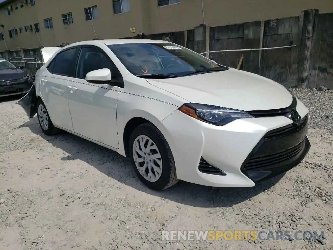 1 Photograph of a damaged car 5YFBURHE2KP880645 TOYOTA COROLLA 2019