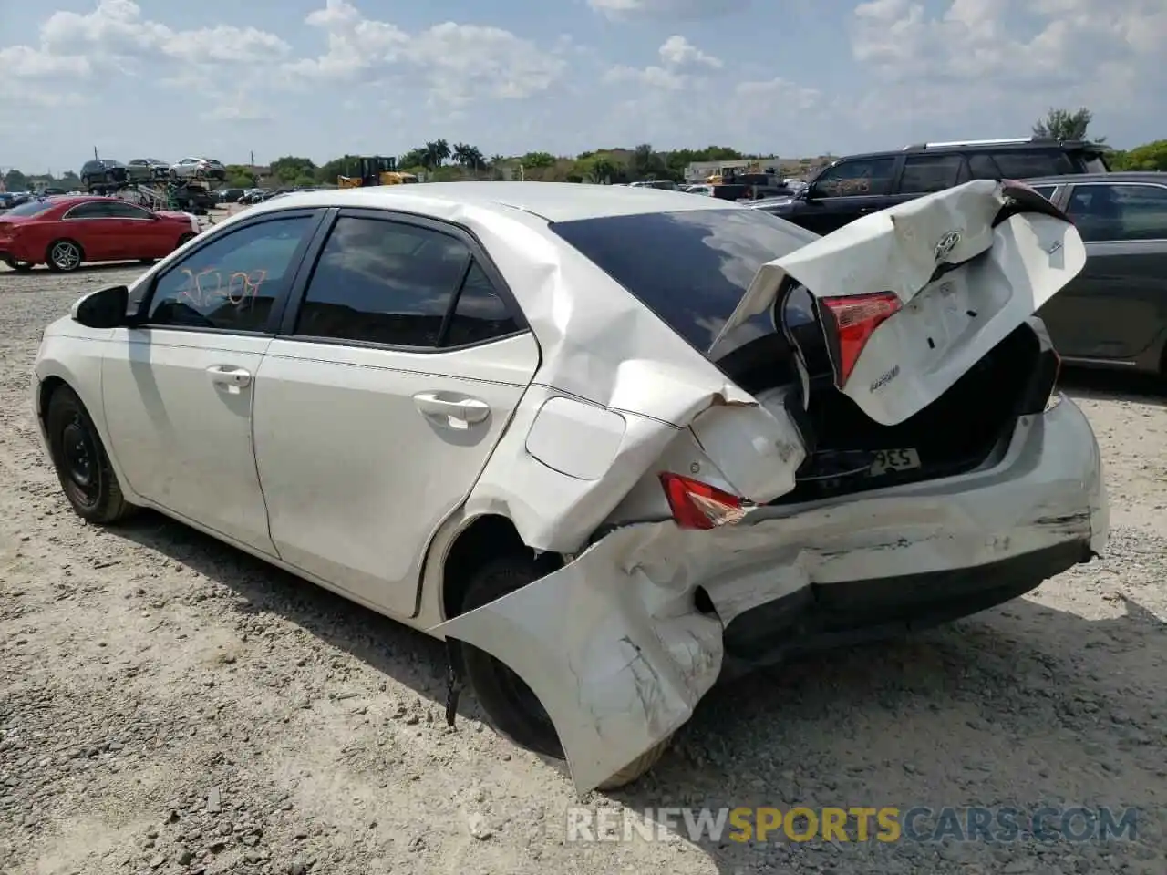 3 Photograph of a damaged car 5YFBURHE2KP880645 TOYOTA COROLLA 2019