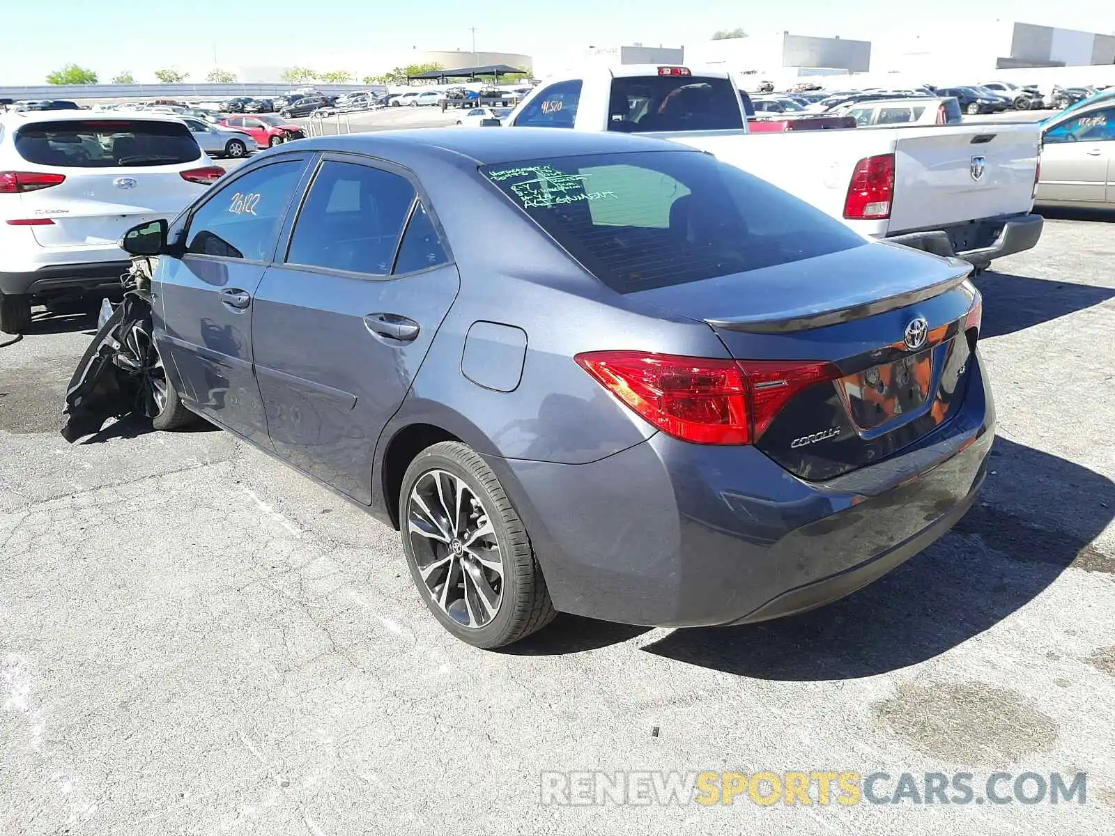 3 Photograph of a damaged car 5YFBURHE2KP882427 TOYOTA COROLLA 2019