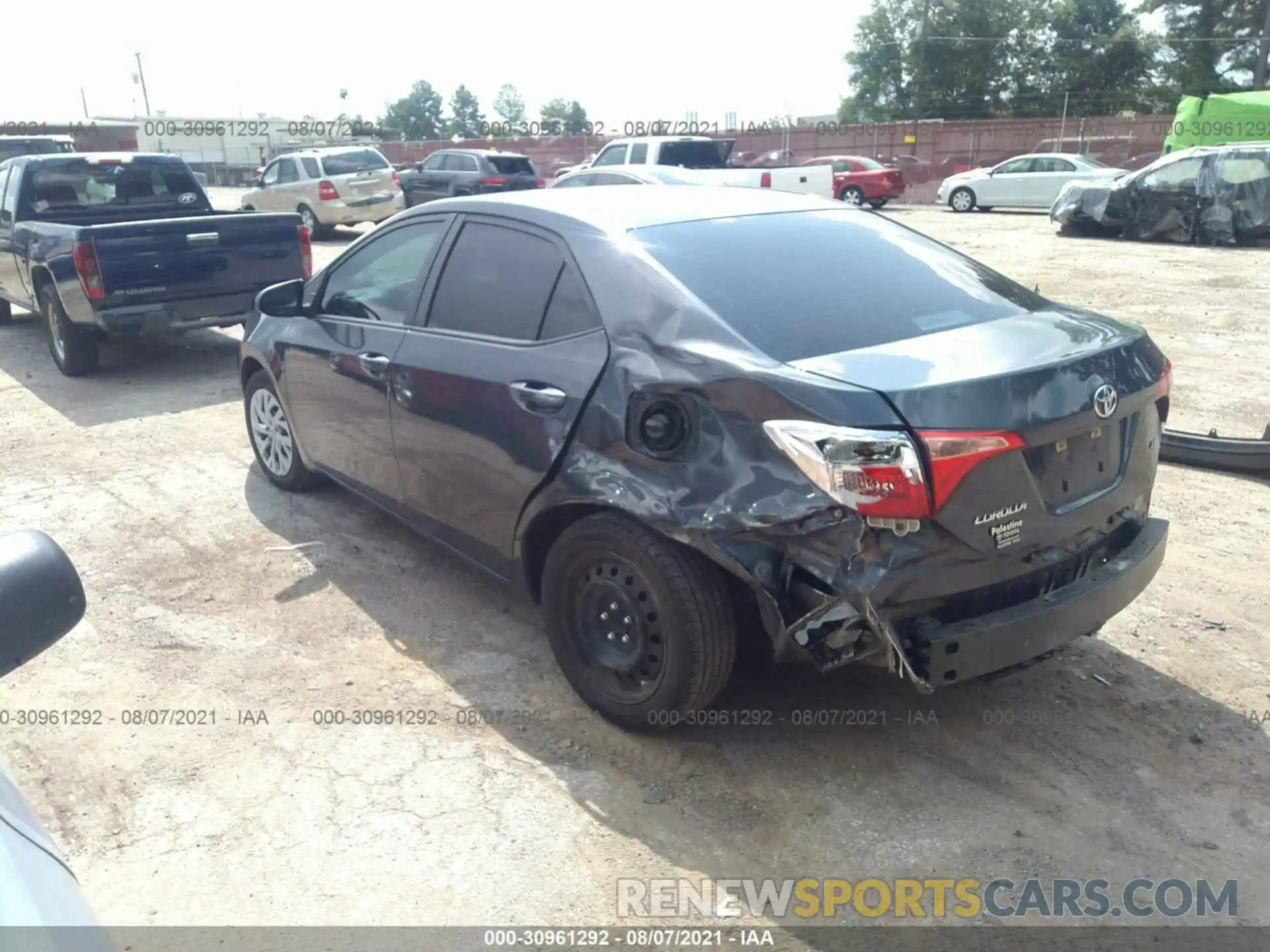 3 Photograph of a damaged car 5YFBURHE2KP882914 TOYOTA COROLLA 2019