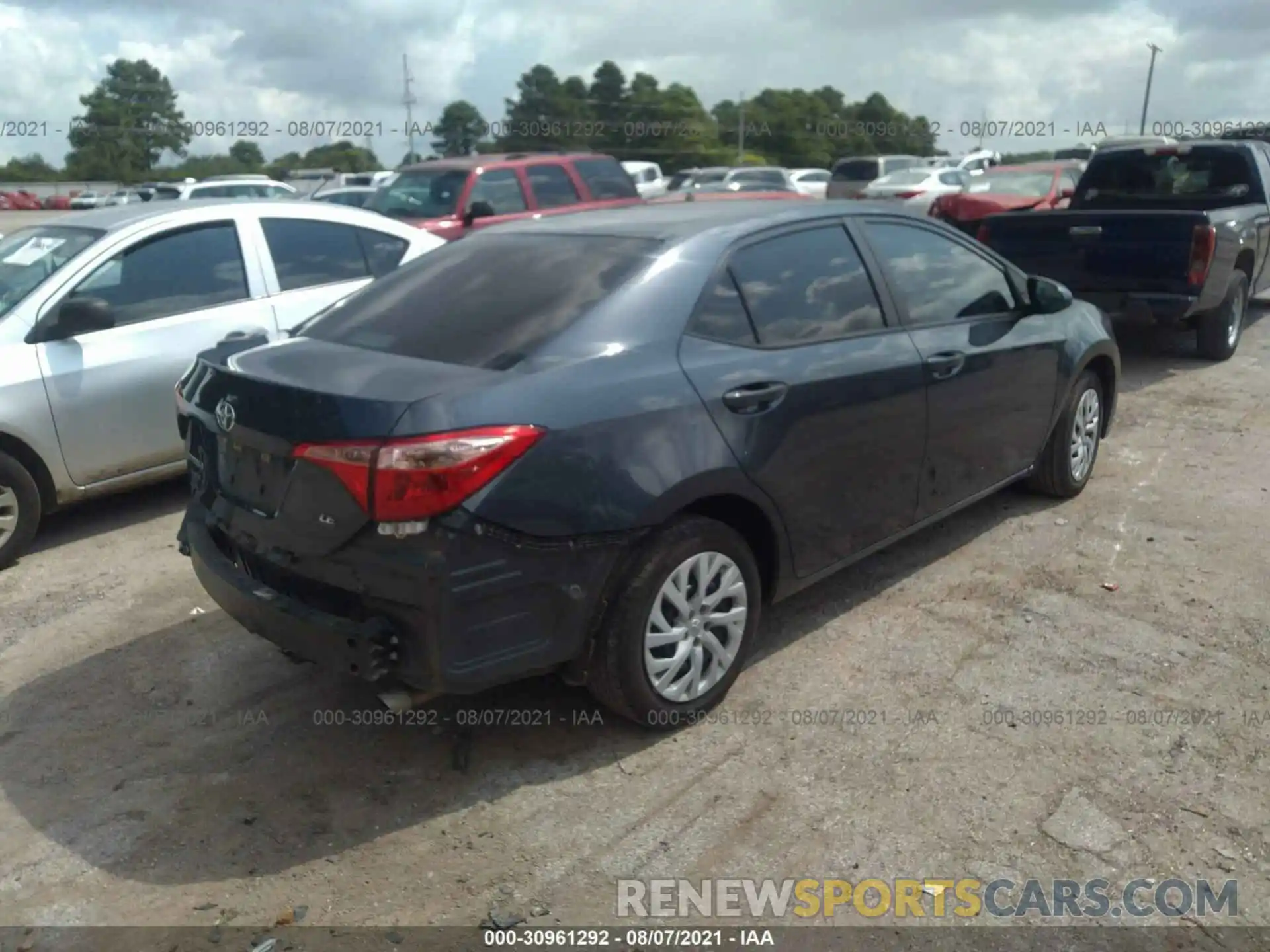 4 Photograph of a damaged car 5YFBURHE2KP882914 TOYOTA COROLLA 2019