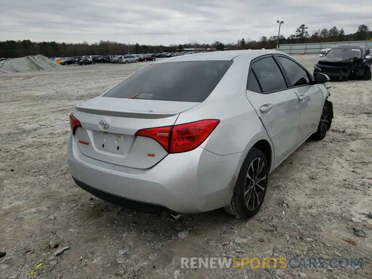 4 Фотография поврежденного автомобиля 5YFBURHE2KP883383 TOYOTA COROLLA 2019