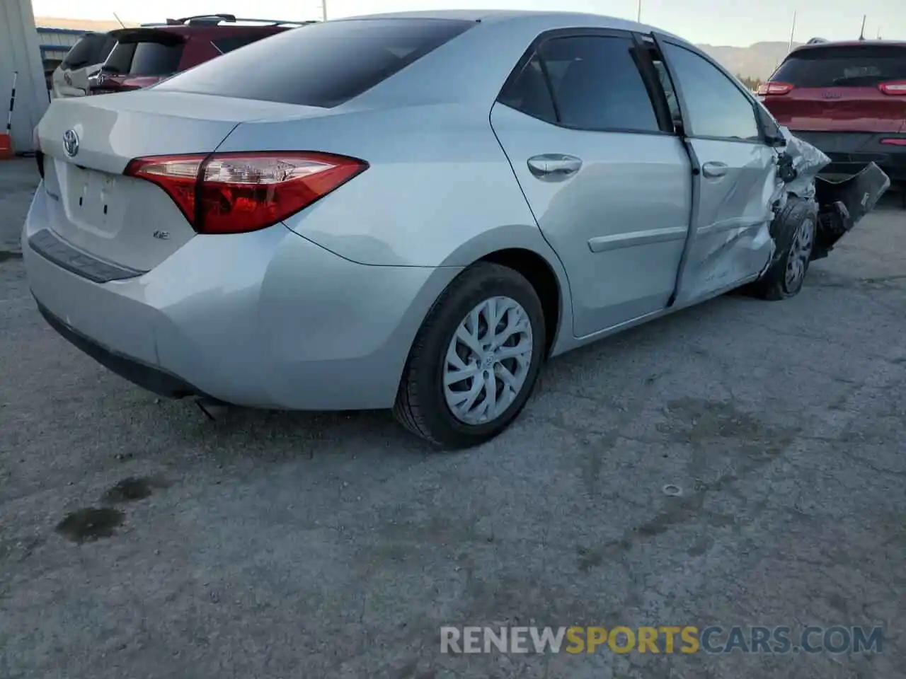 3 Photograph of a damaged car 5YFBURHE2KP883853 TOYOTA COROLLA 2019