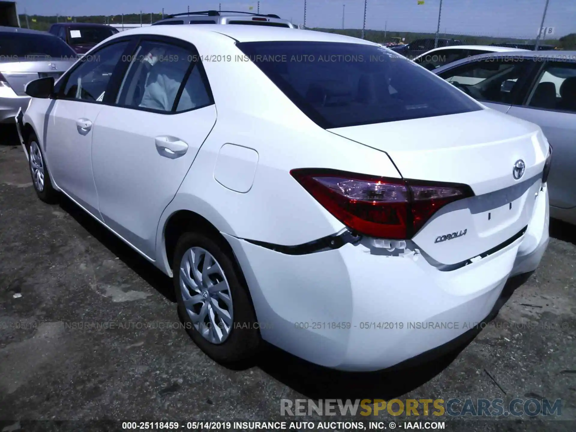 3 Photograph of a damaged car 5YFBURHE2KP884856 TOYOTA COROLLA 2019