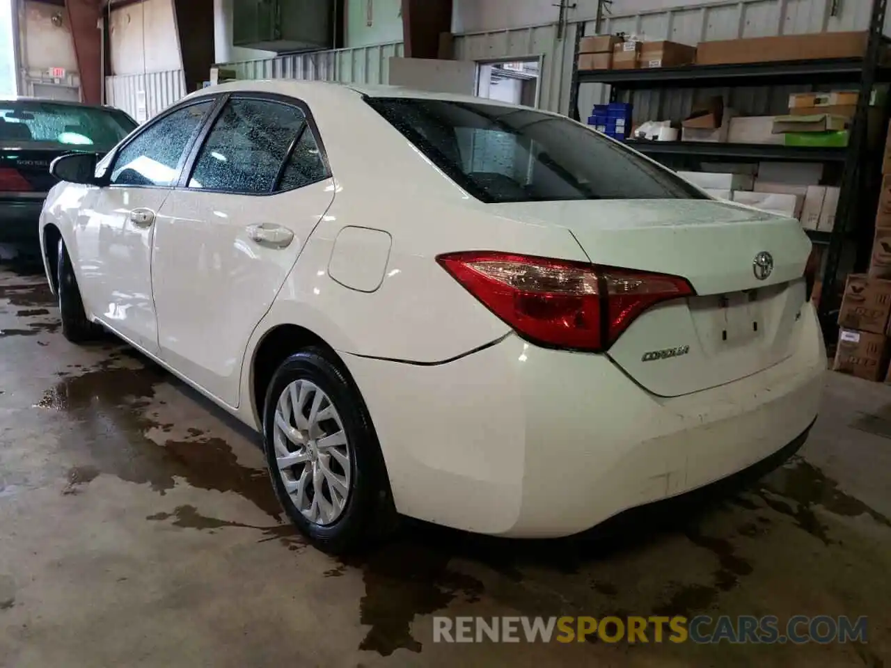 3 Photograph of a damaged car 5YFBURHE2KP885117 TOYOTA COROLLA 2019