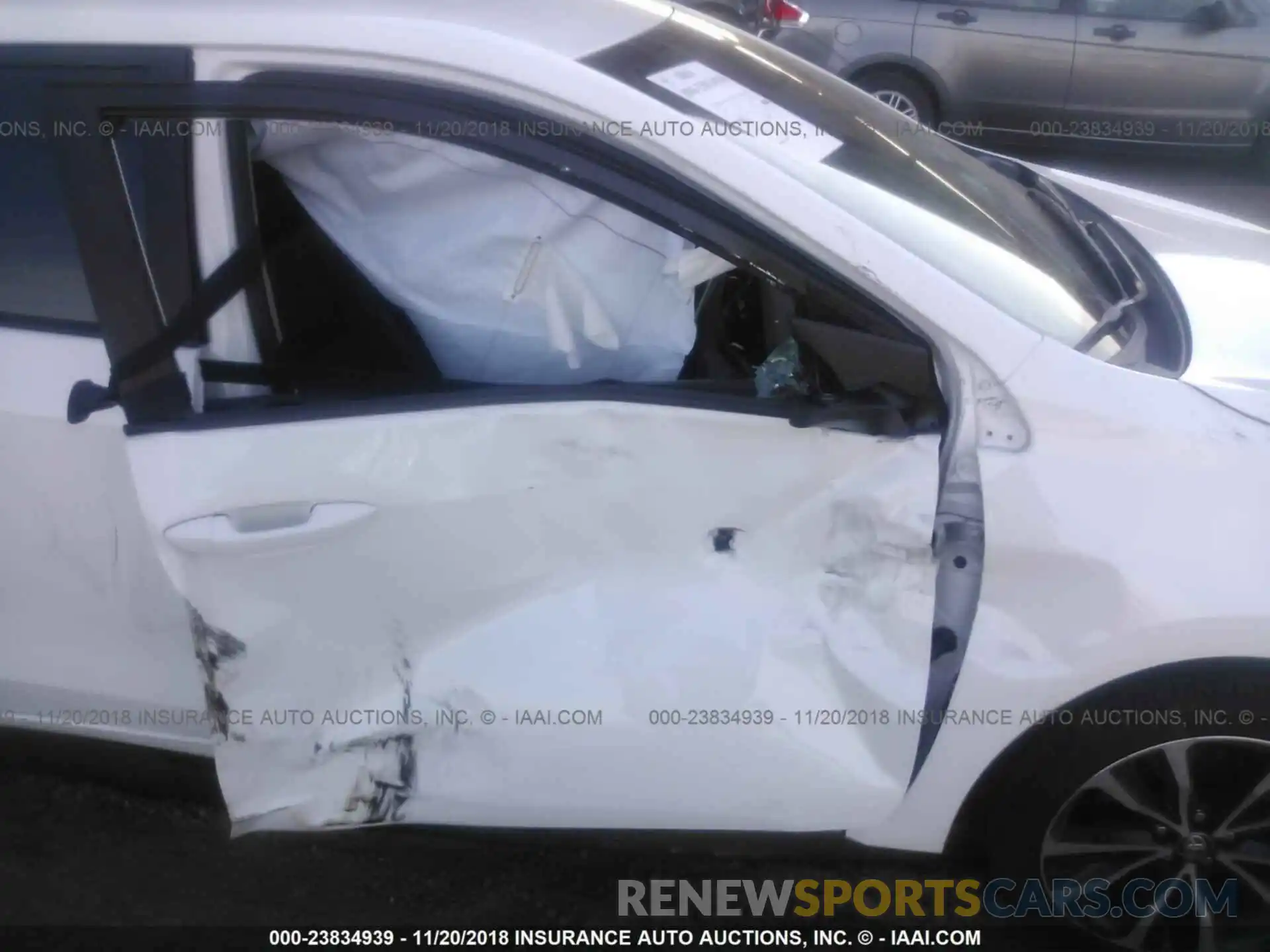 6 Photograph of a damaged car 5YFBURHE2KP885294 TOYOTA COROLLA 2019