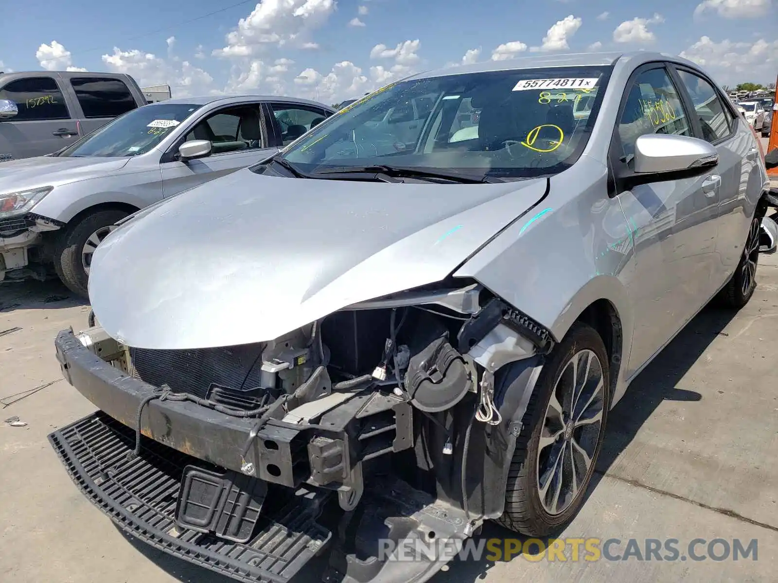 2 Photograph of a damaged car 5YFBURHE2KP885702 TOYOTA COROLLA 2019