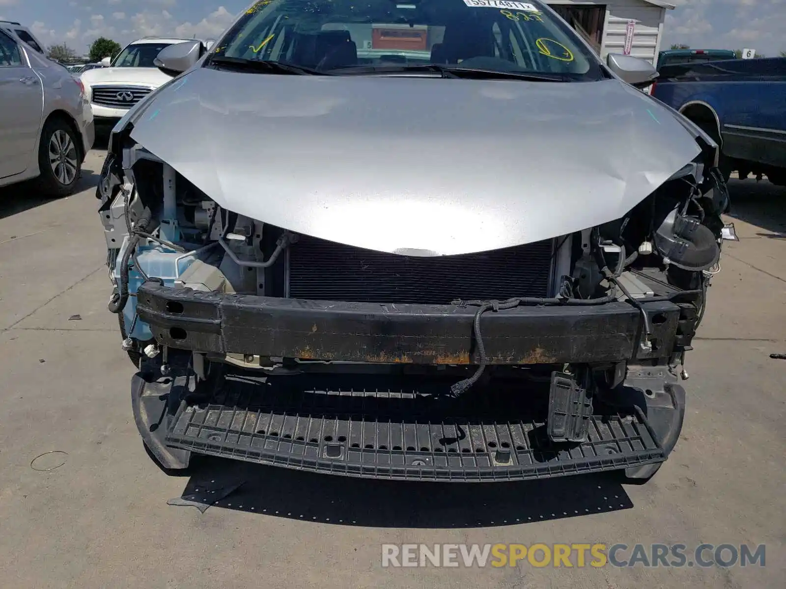 9 Photograph of a damaged car 5YFBURHE2KP885702 TOYOTA COROLLA 2019