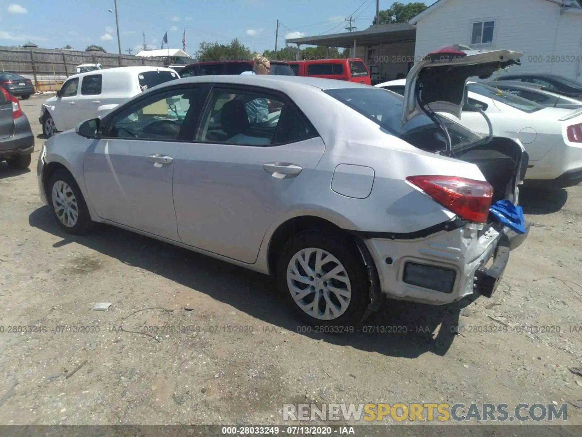 3 Photograph of a damaged car 5YFBURHE2KP885974 TOYOTA COROLLA 2019