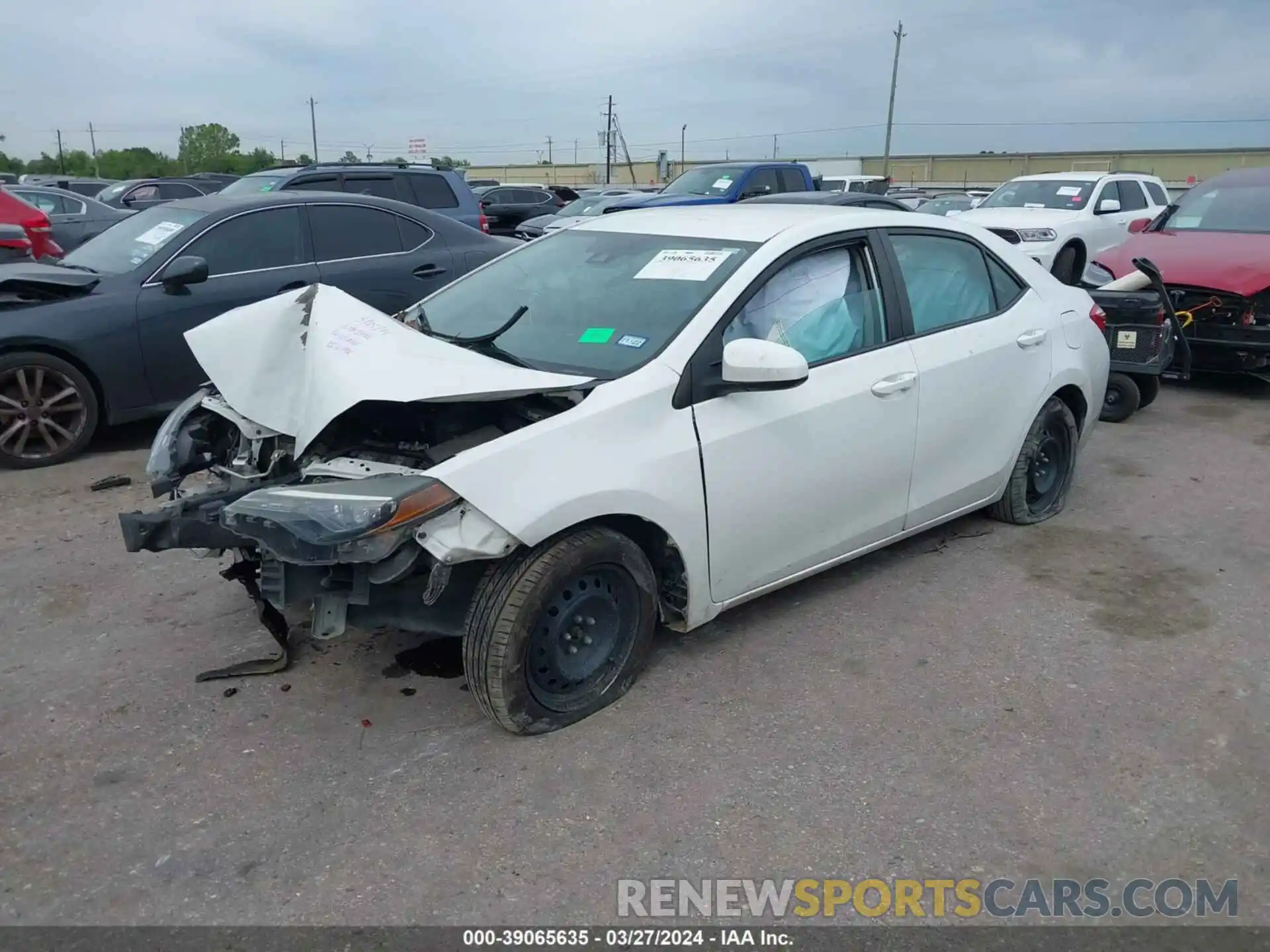 2 Photograph of a damaged car 5YFBURHE2KP886798 TOYOTA COROLLA 2019