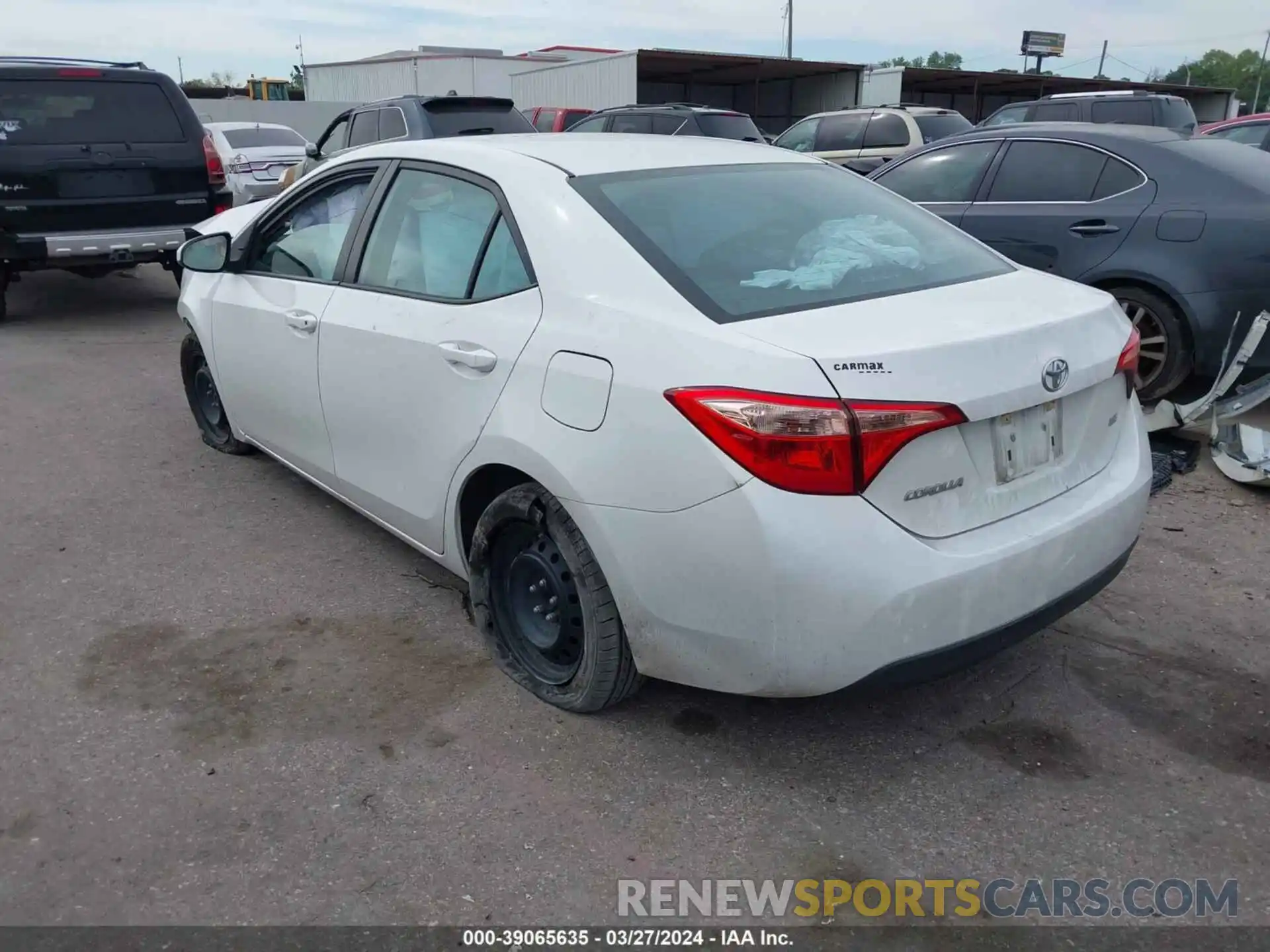 3 Photograph of a damaged car 5YFBURHE2KP886798 TOYOTA COROLLA 2019