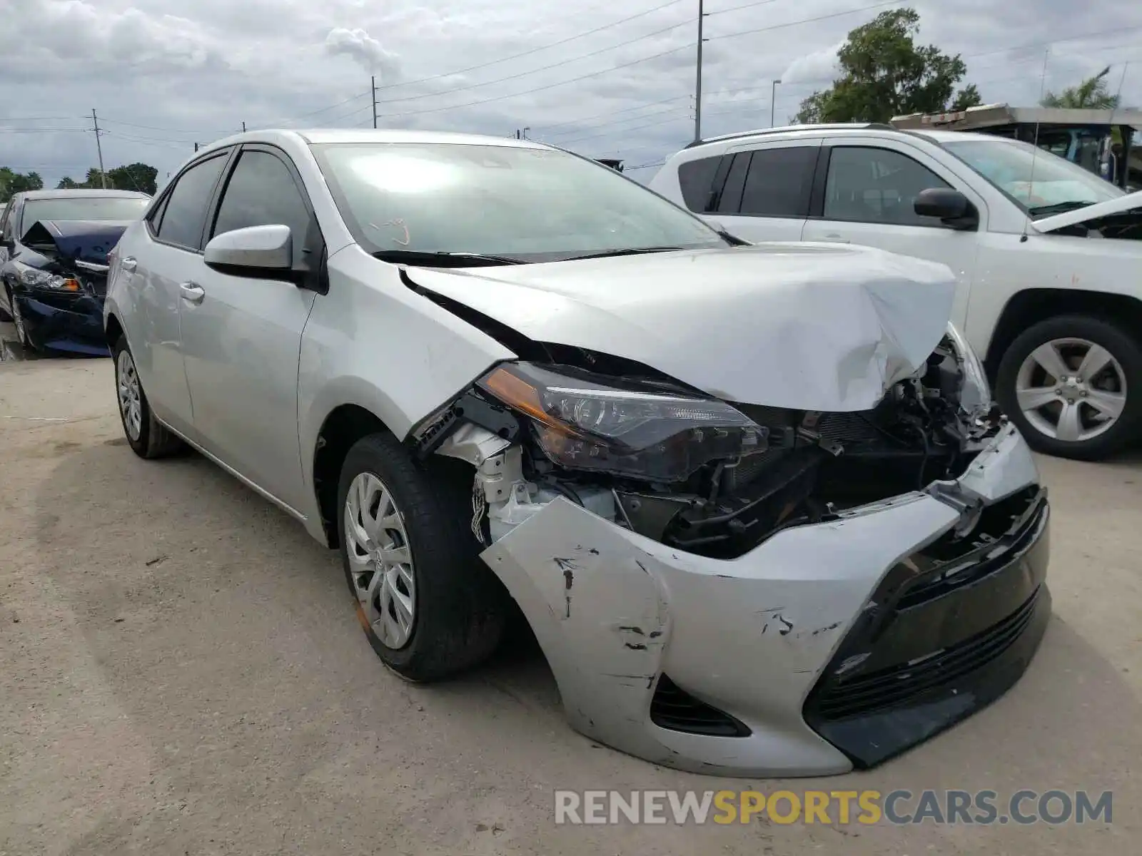 1 Photograph of a damaged car 5YFBURHE2KP886901 TOYOTA COROLLA 2019