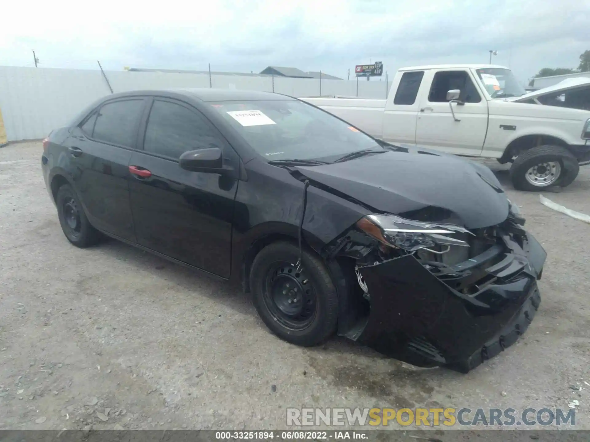 1 Photograph of a damaged car 5YFBURHE2KP887420 TOYOTA COROLLA 2019