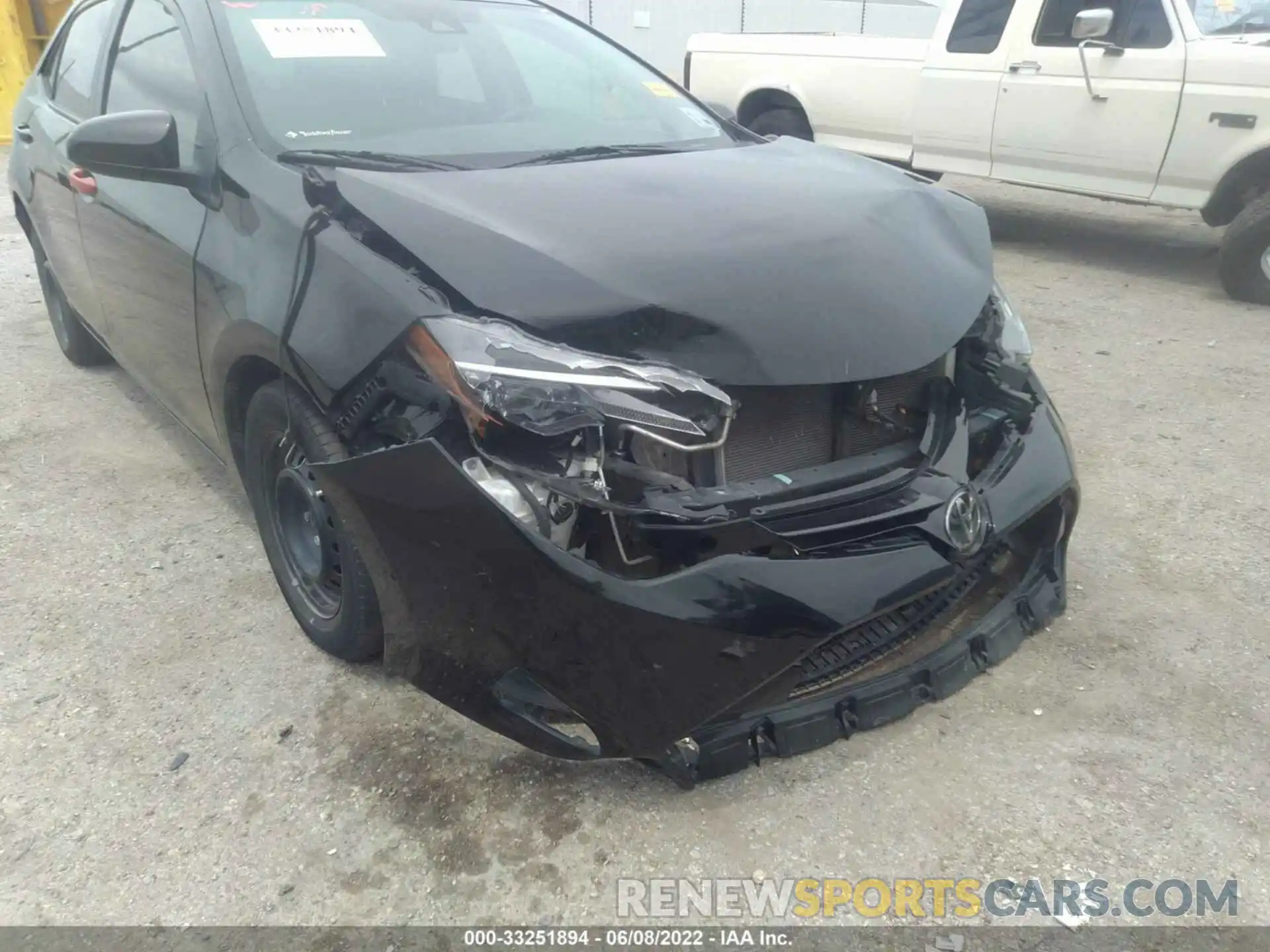 6 Photograph of a damaged car 5YFBURHE2KP887420 TOYOTA COROLLA 2019