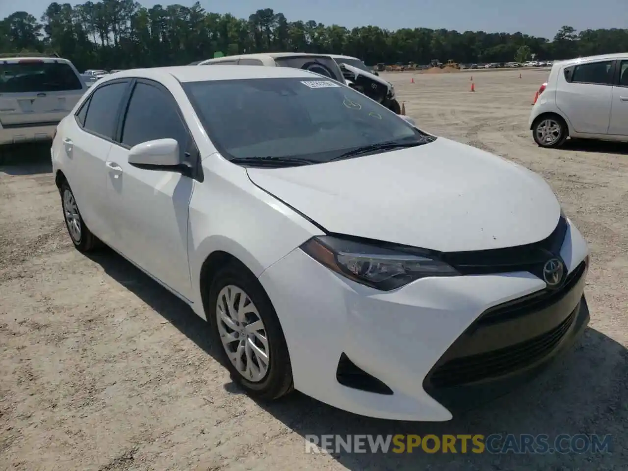 1 Photograph of a damaged car 5YFBURHE2KP889359 TOYOTA COROLLA 2019