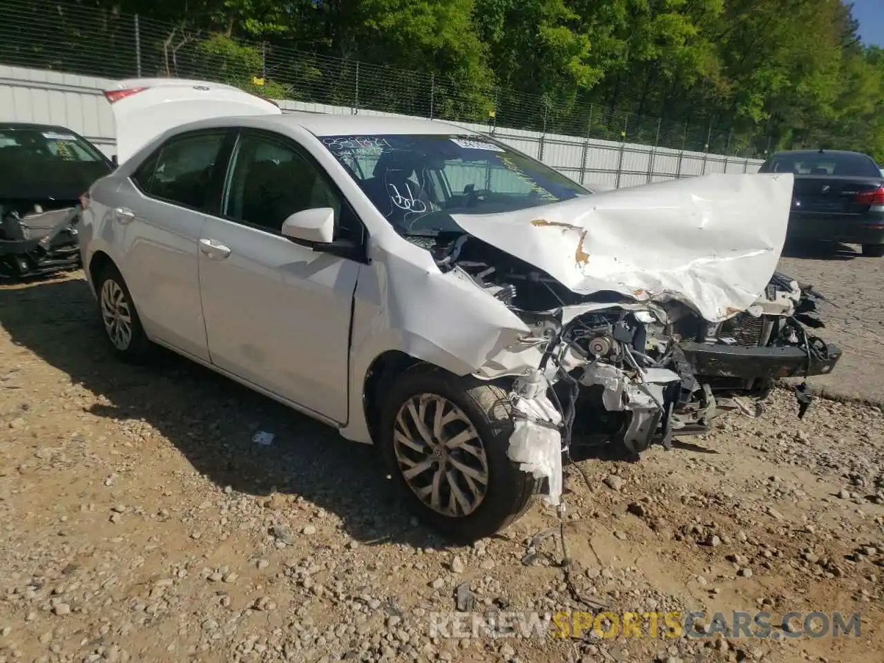 1 Photograph of a damaged car 5YFBURHE2KP889829 TOYOTA COROLLA 2019