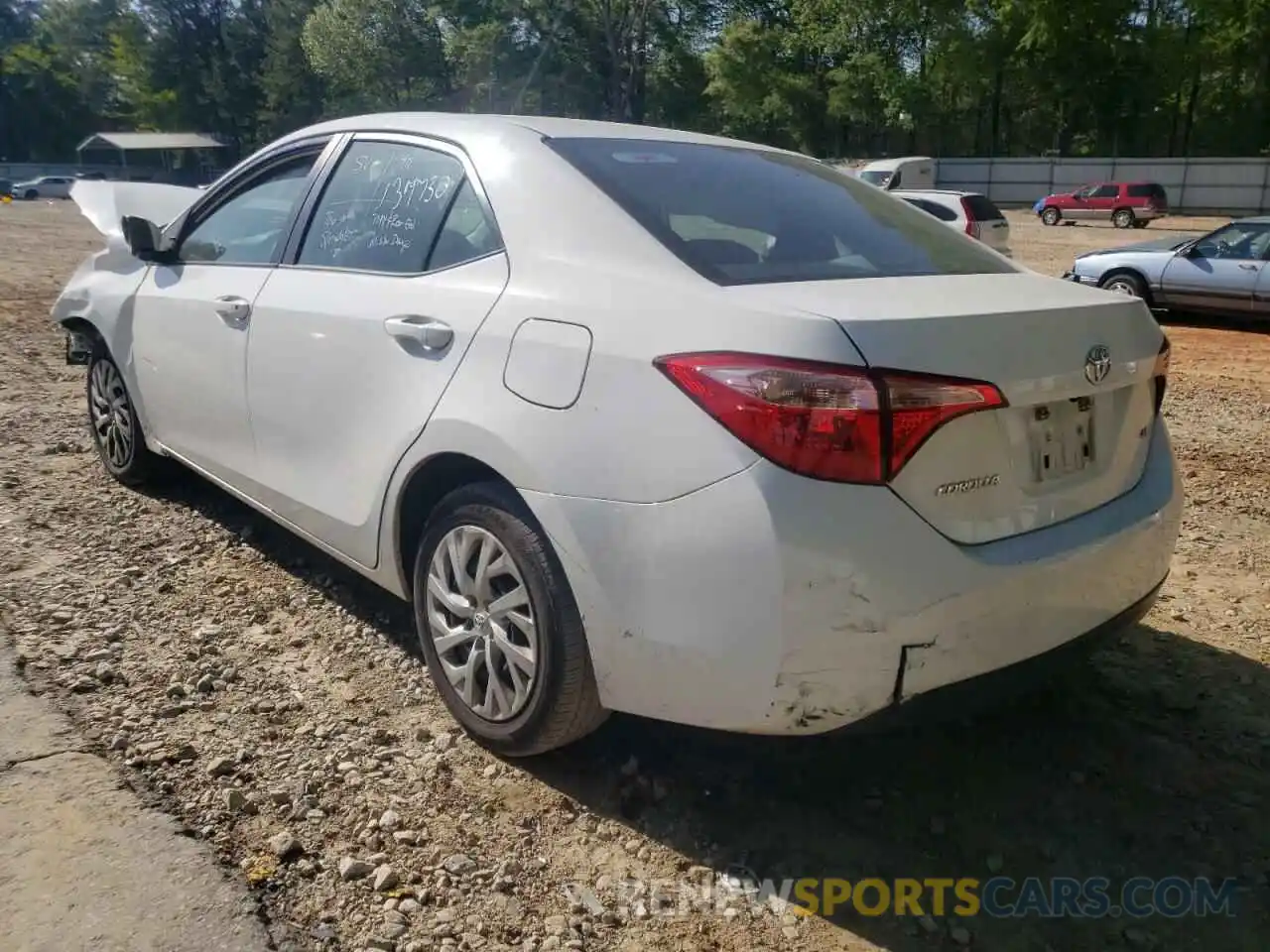 3 Photograph of a damaged car 5YFBURHE2KP889829 TOYOTA COROLLA 2019