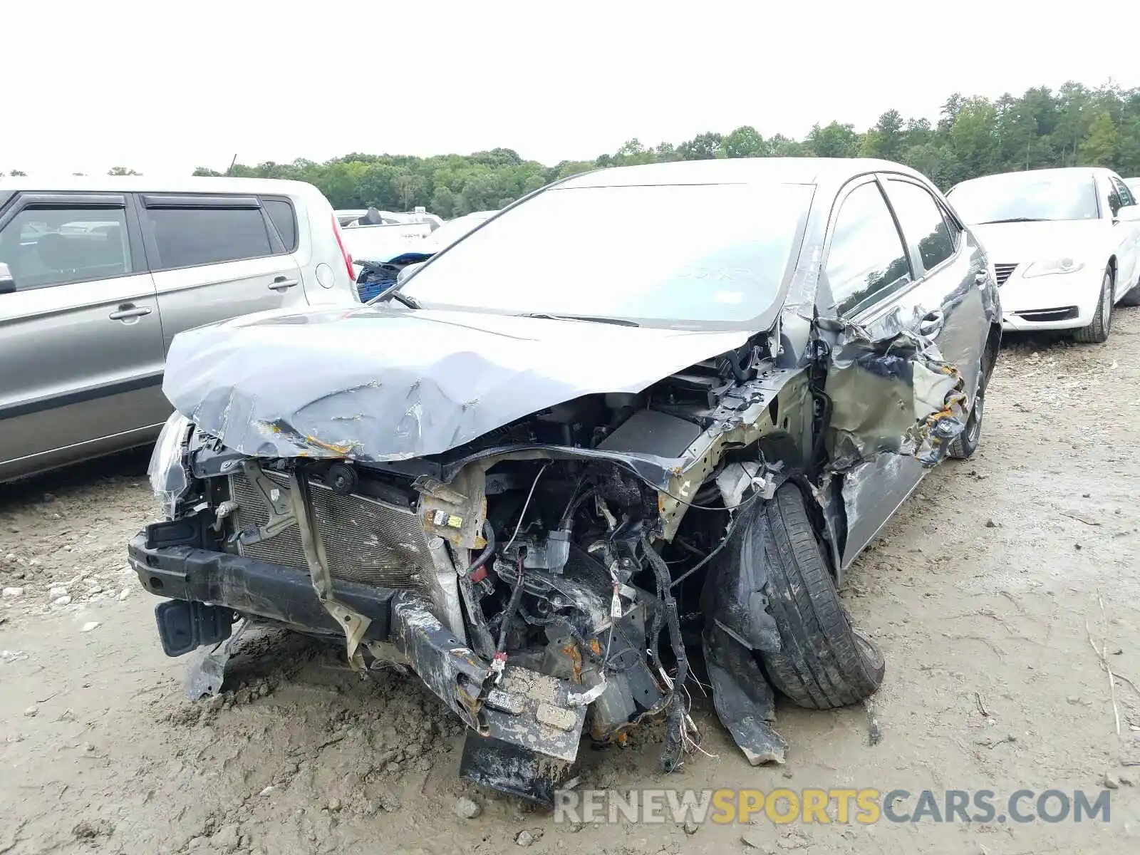 2 Photograph of a damaged car 5YFBURHE2KP889927 TOYOTA COROLLA 2019