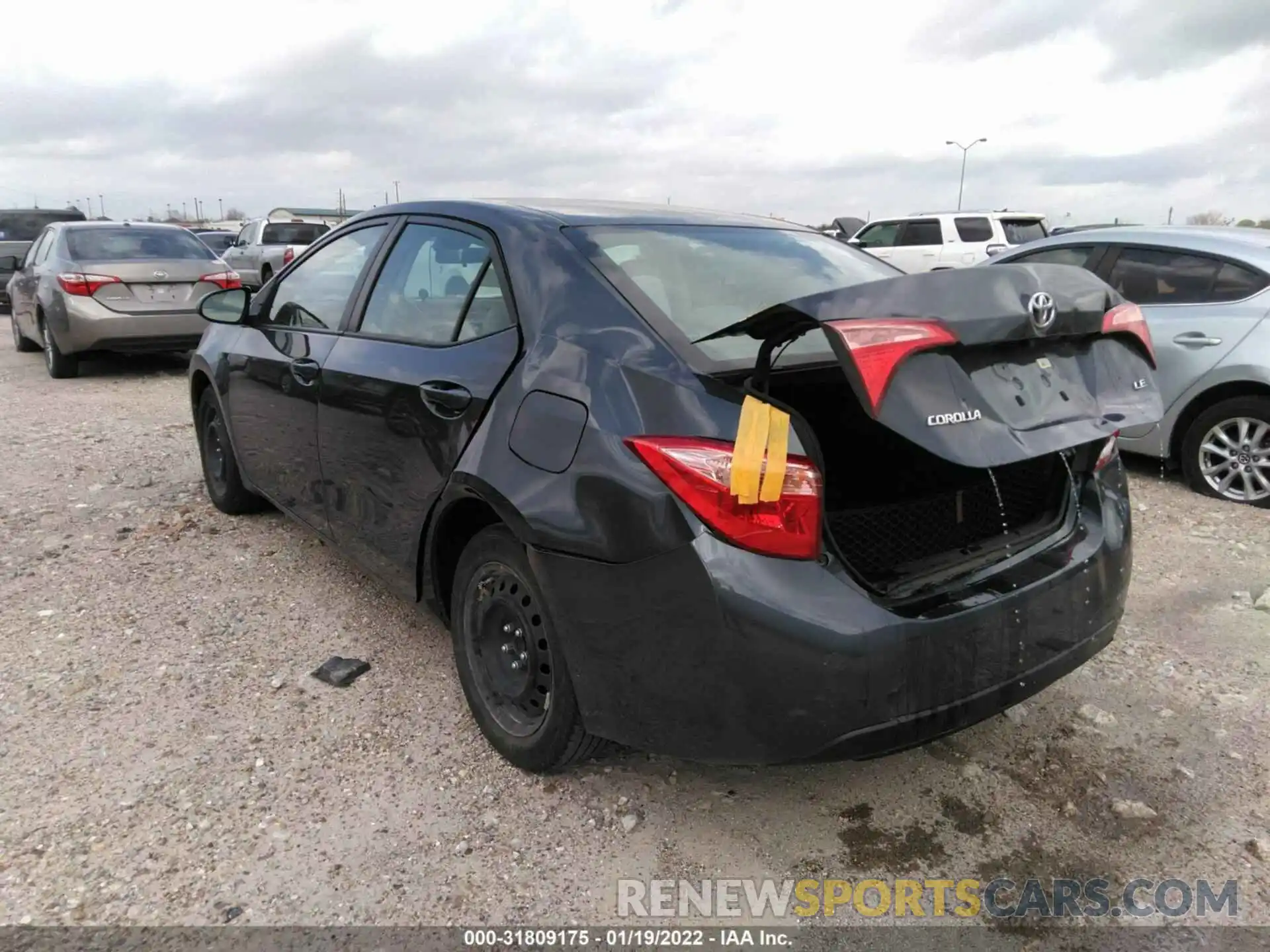 3 Photograph of a damaged car 5YFBURHE2KP890320 TOYOTA COROLLA 2019