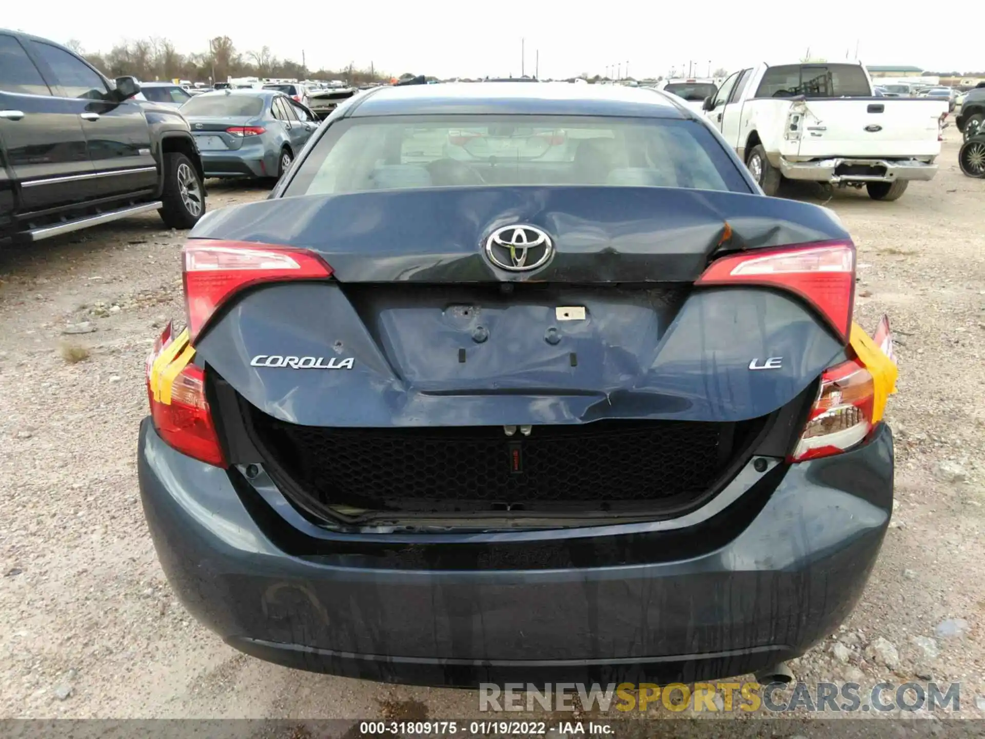 6 Photograph of a damaged car 5YFBURHE2KP890320 TOYOTA COROLLA 2019