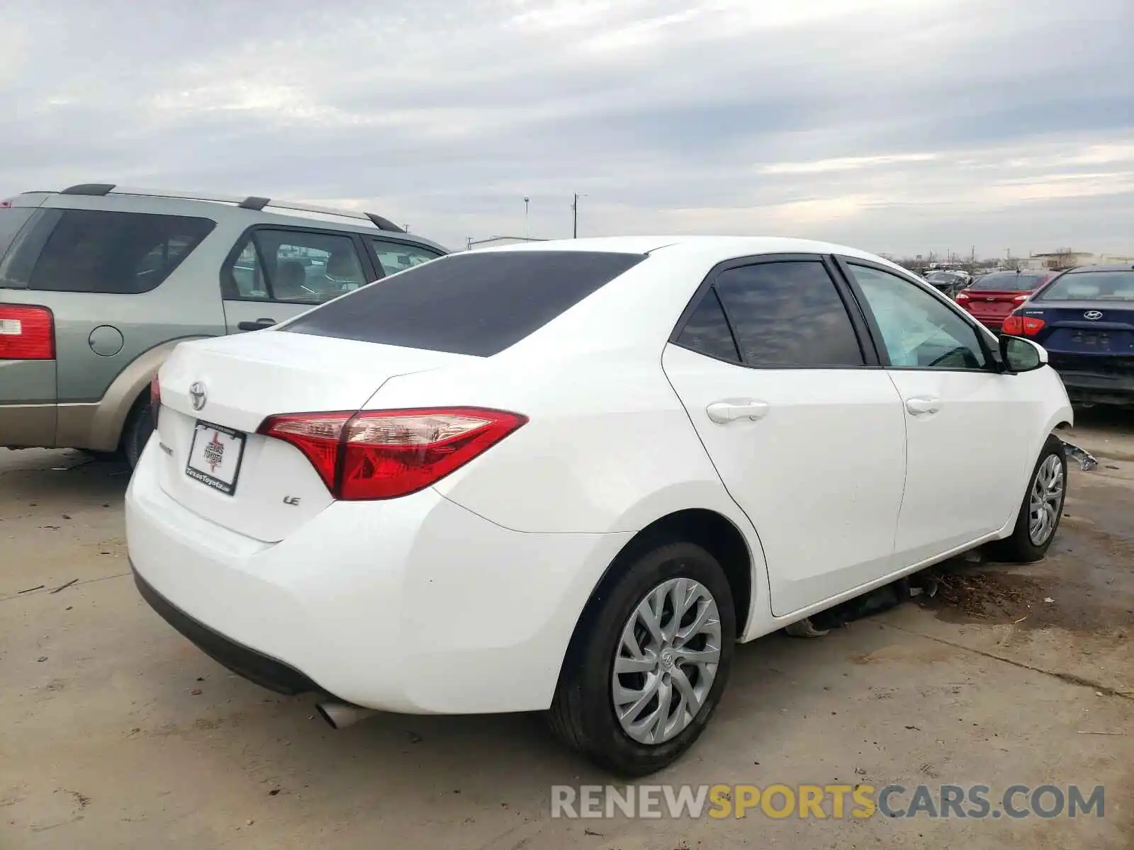 4 Photograph of a damaged car 5YFBURHE2KP891399 TOYOTA COROLLA 2019