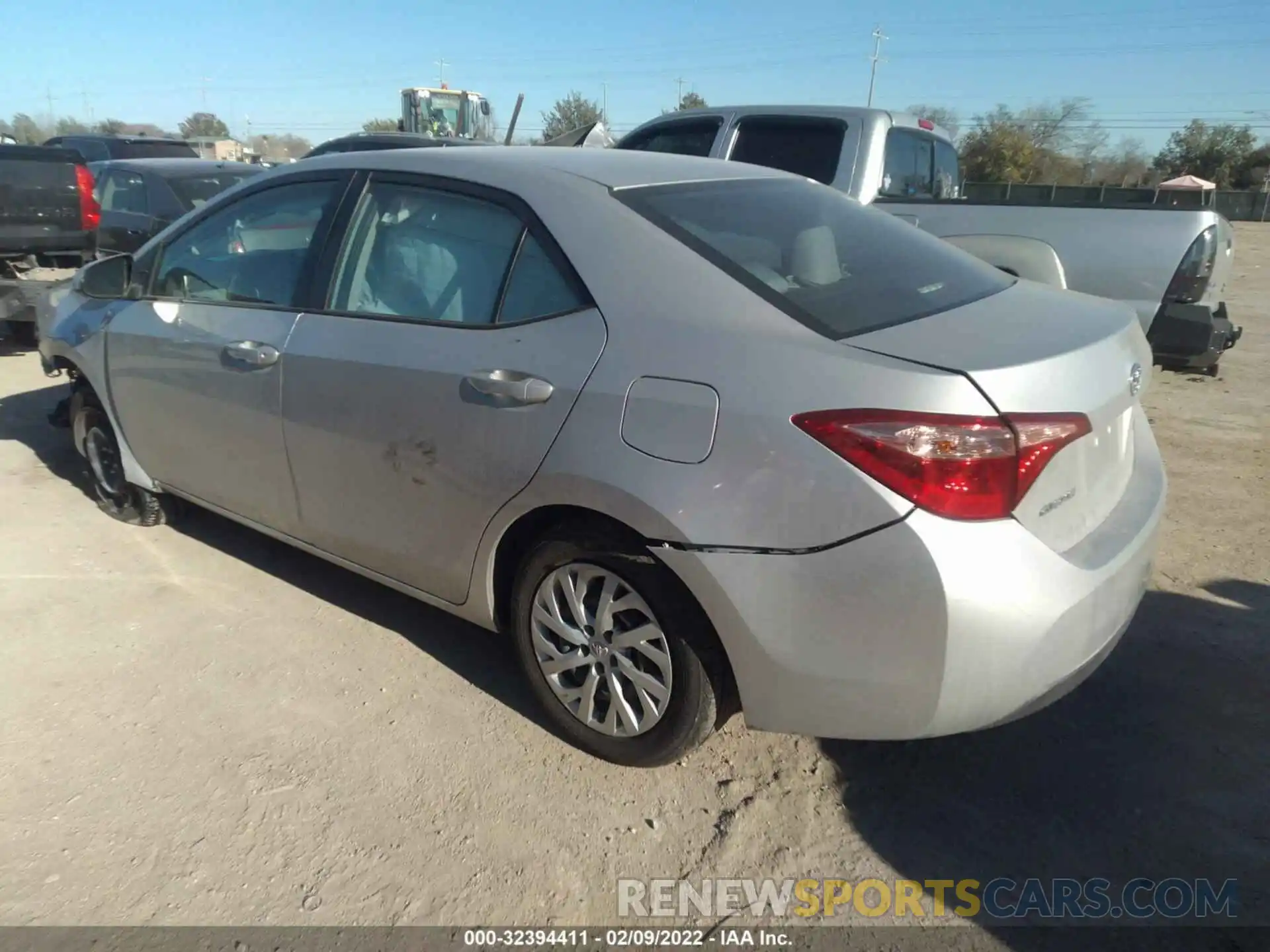 3 Photograph of a damaged car 5YFBURHE2KP891712 TOYOTA COROLLA 2019