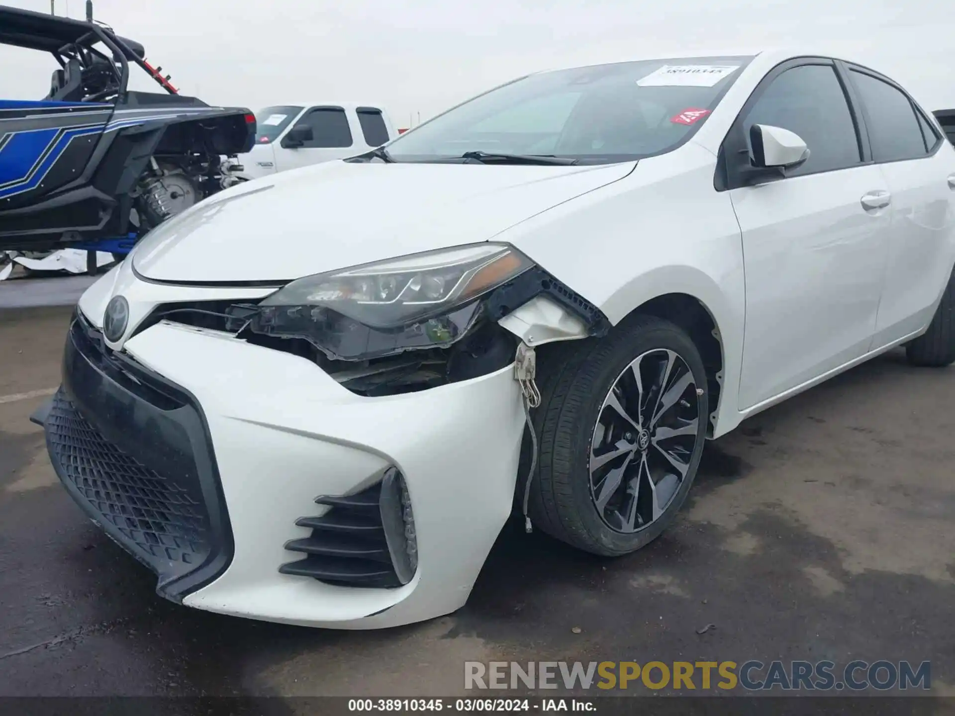 18 Photograph of a damaged car 5YFBURHE2KP891743 TOYOTA COROLLA 2019