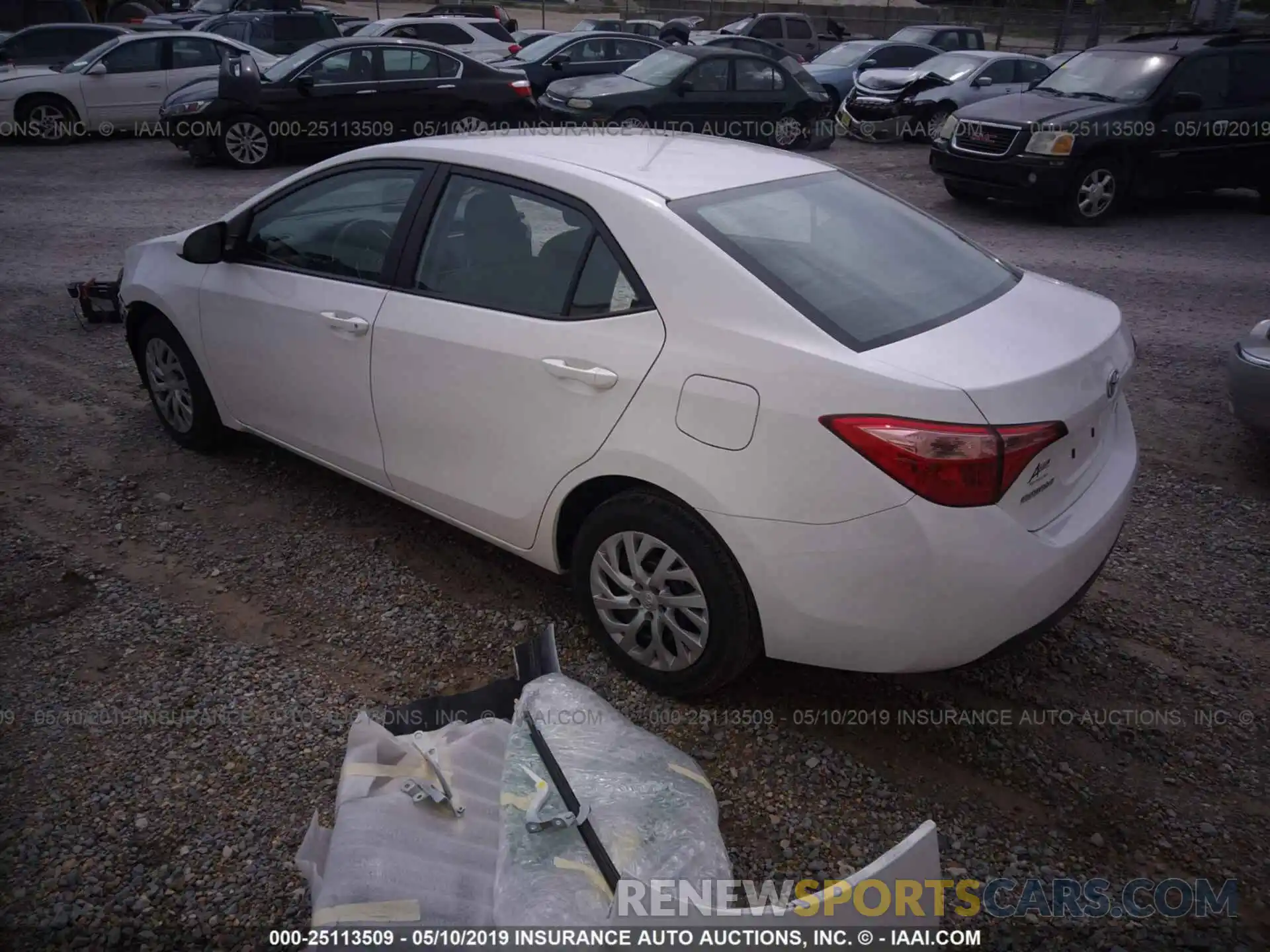 3 Photograph of a damaged car 5YFBURHE2KP893119 TOYOTA COROLLA 2019