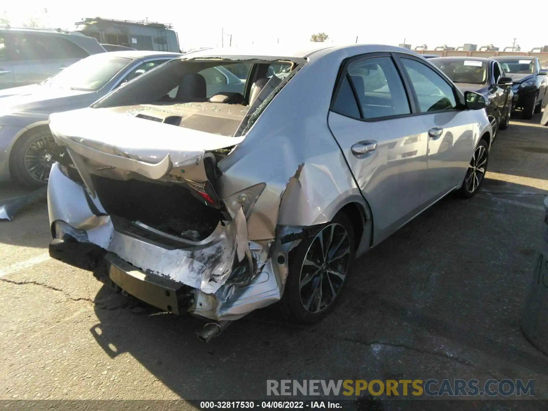 4 Photograph of a damaged car 5YFBURHE2KP894321 TOYOTA COROLLA 2019