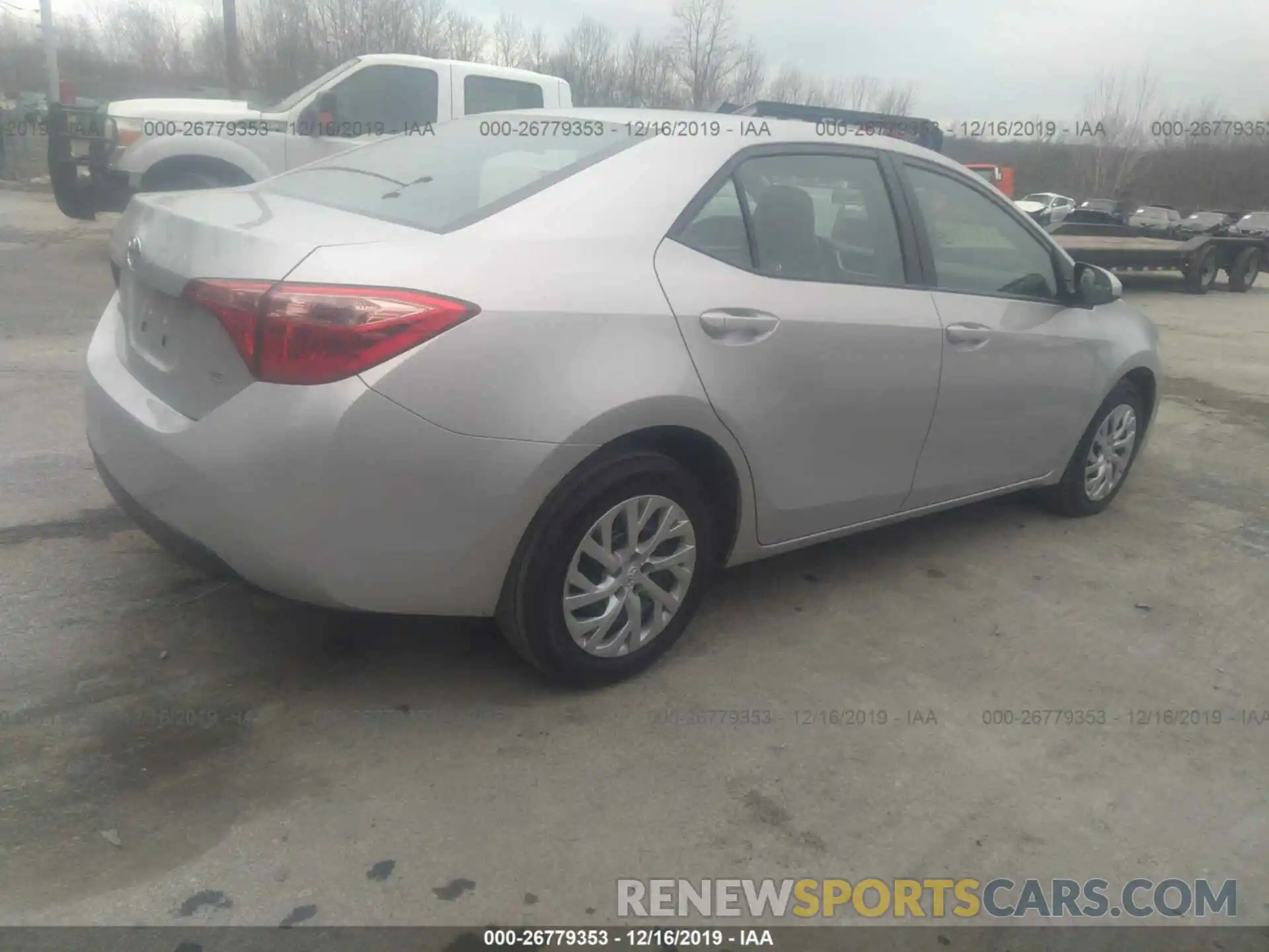 4 Photograph of a damaged car 5YFBURHE2KP895064 TOYOTA COROLLA 2019