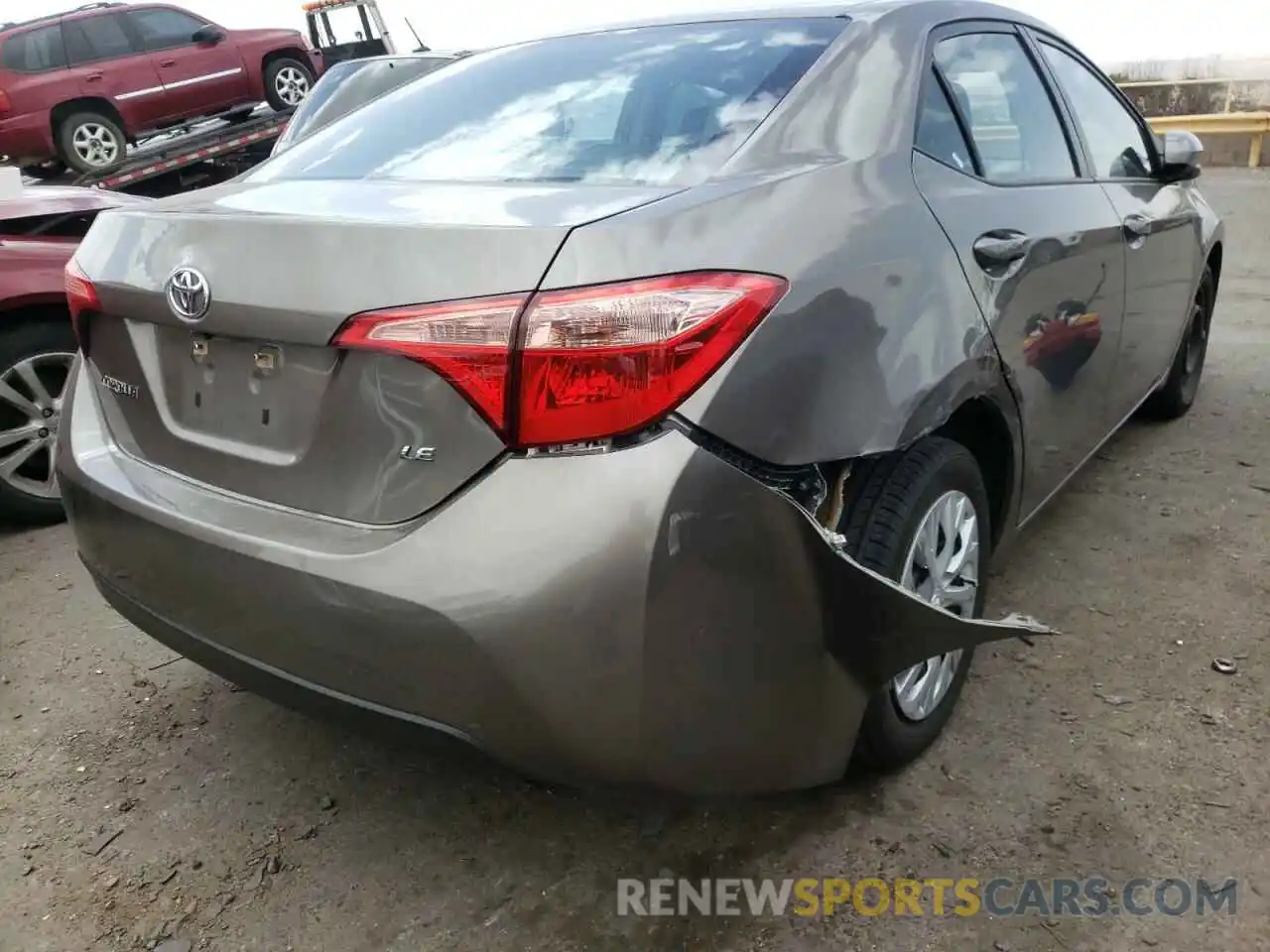 9 Photograph of a damaged car 5YFBURHE2KP895517 TOYOTA COROLLA 2019