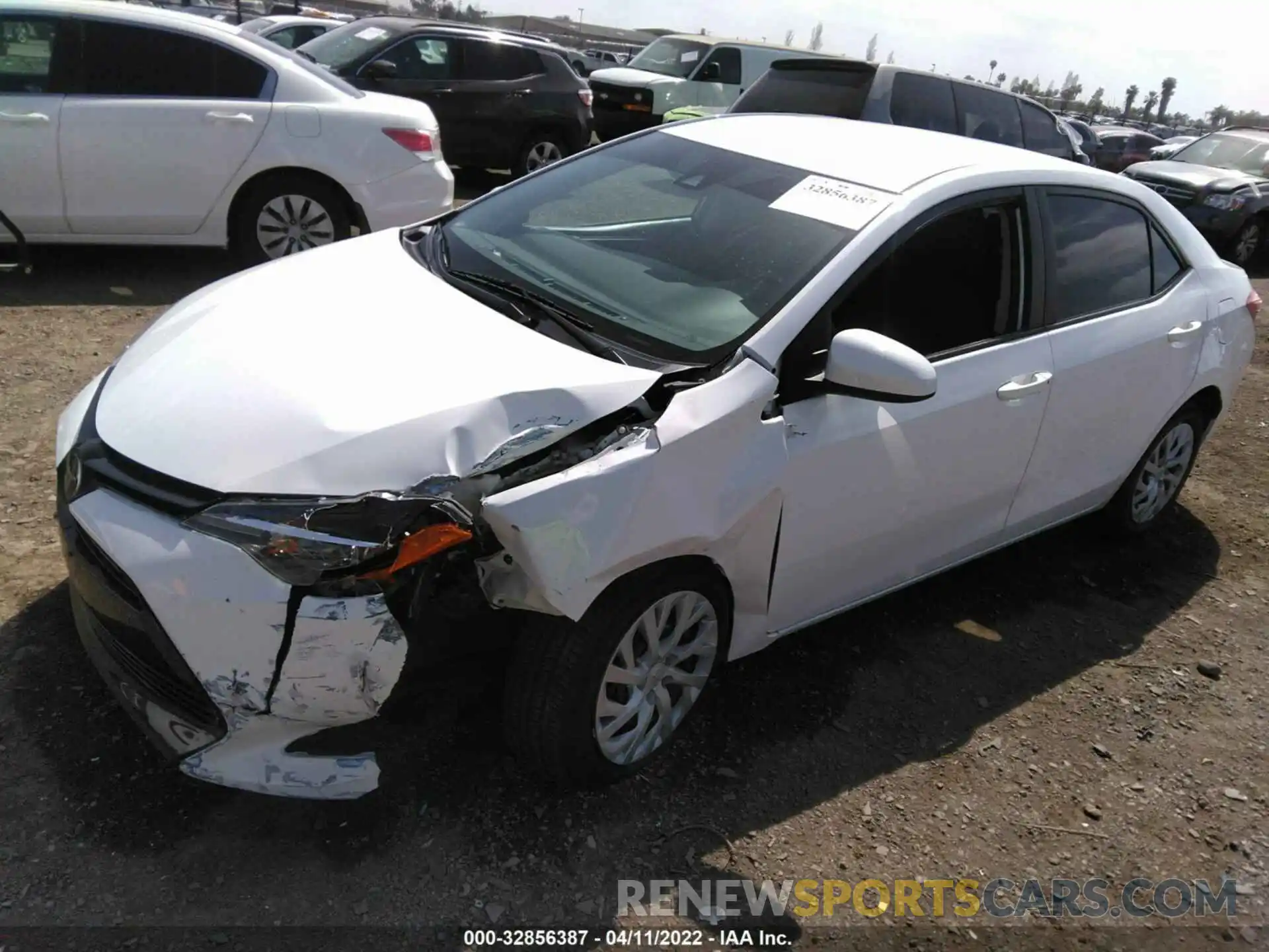 2 Photograph of a damaged car 5YFBURHE2KP895730 TOYOTA COROLLA 2019