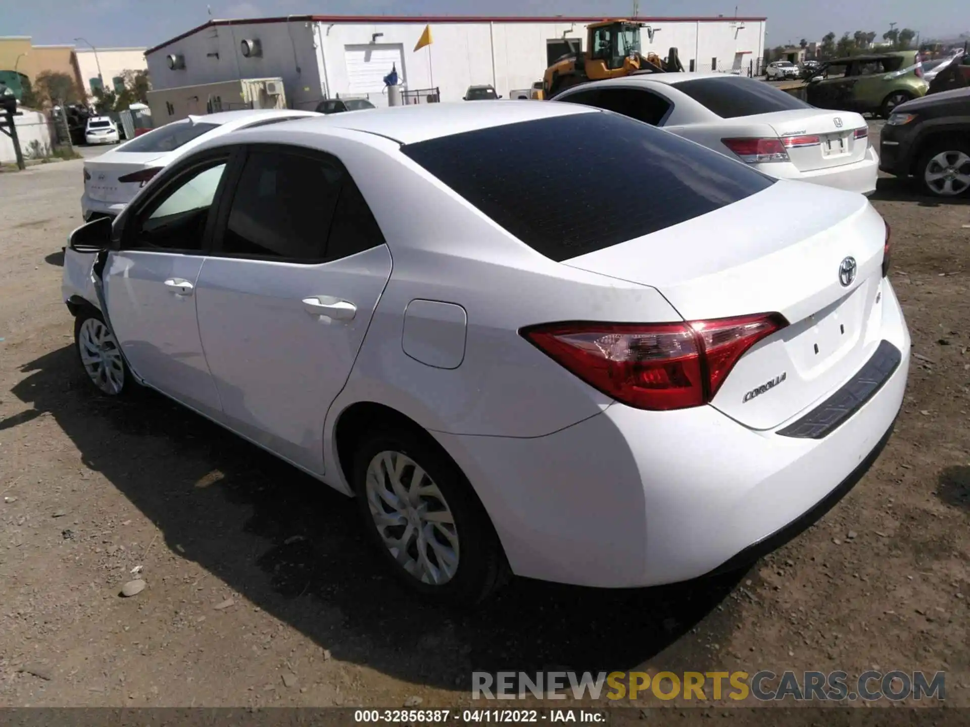 3 Photograph of a damaged car 5YFBURHE2KP895730 TOYOTA COROLLA 2019