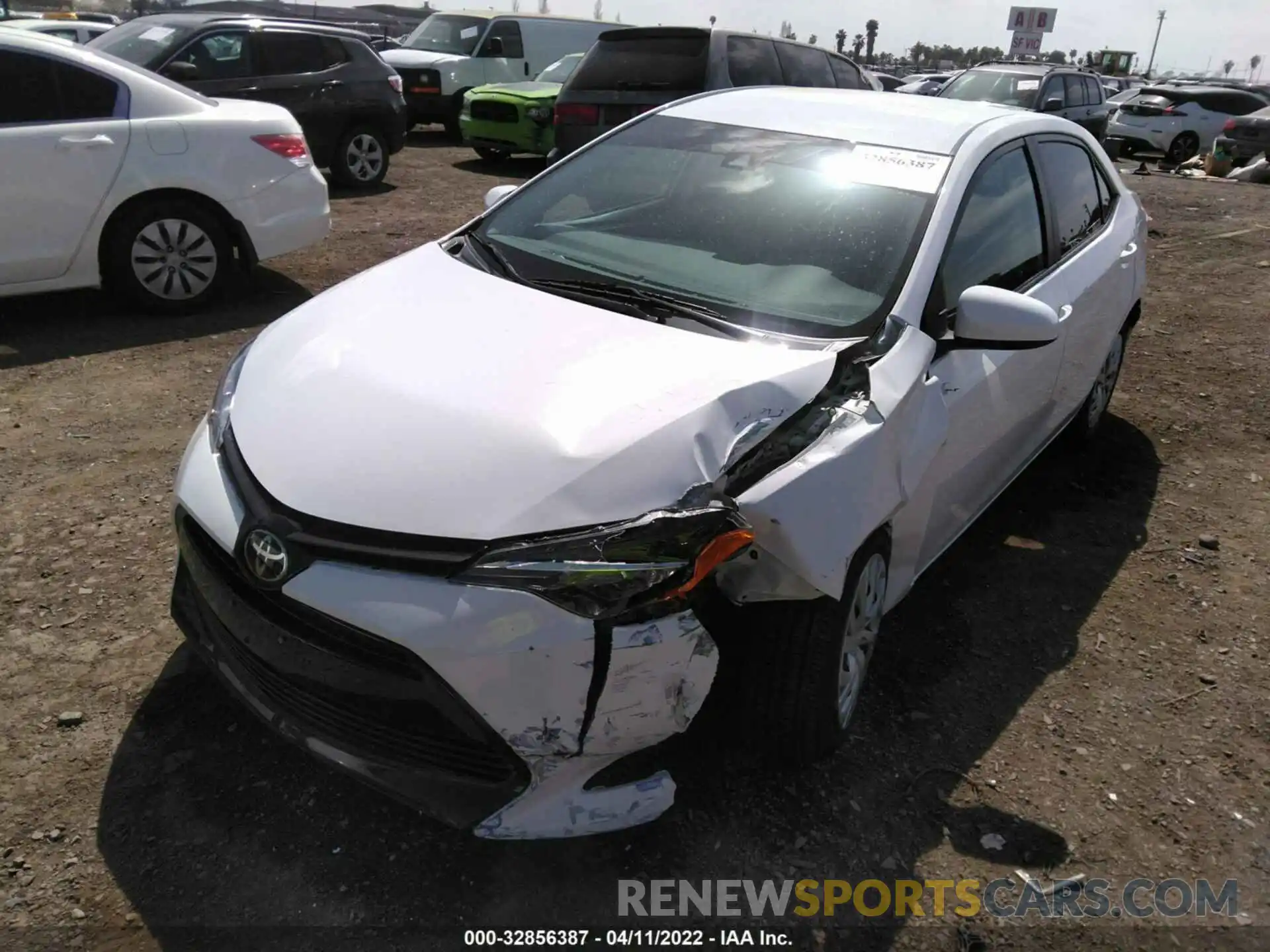 6 Photograph of a damaged car 5YFBURHE2KP895730 TOYOTA COROLLA 2019