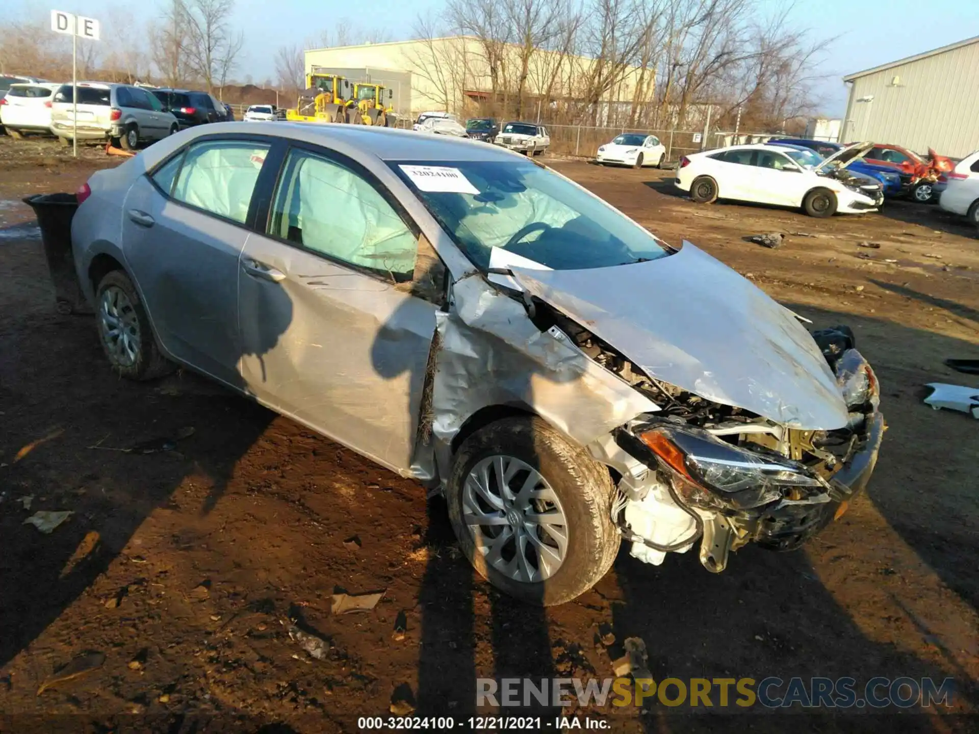 1 Photograph of a damaged car 5YFBURHE2KP897168 TOYOTA COROLLA 2019