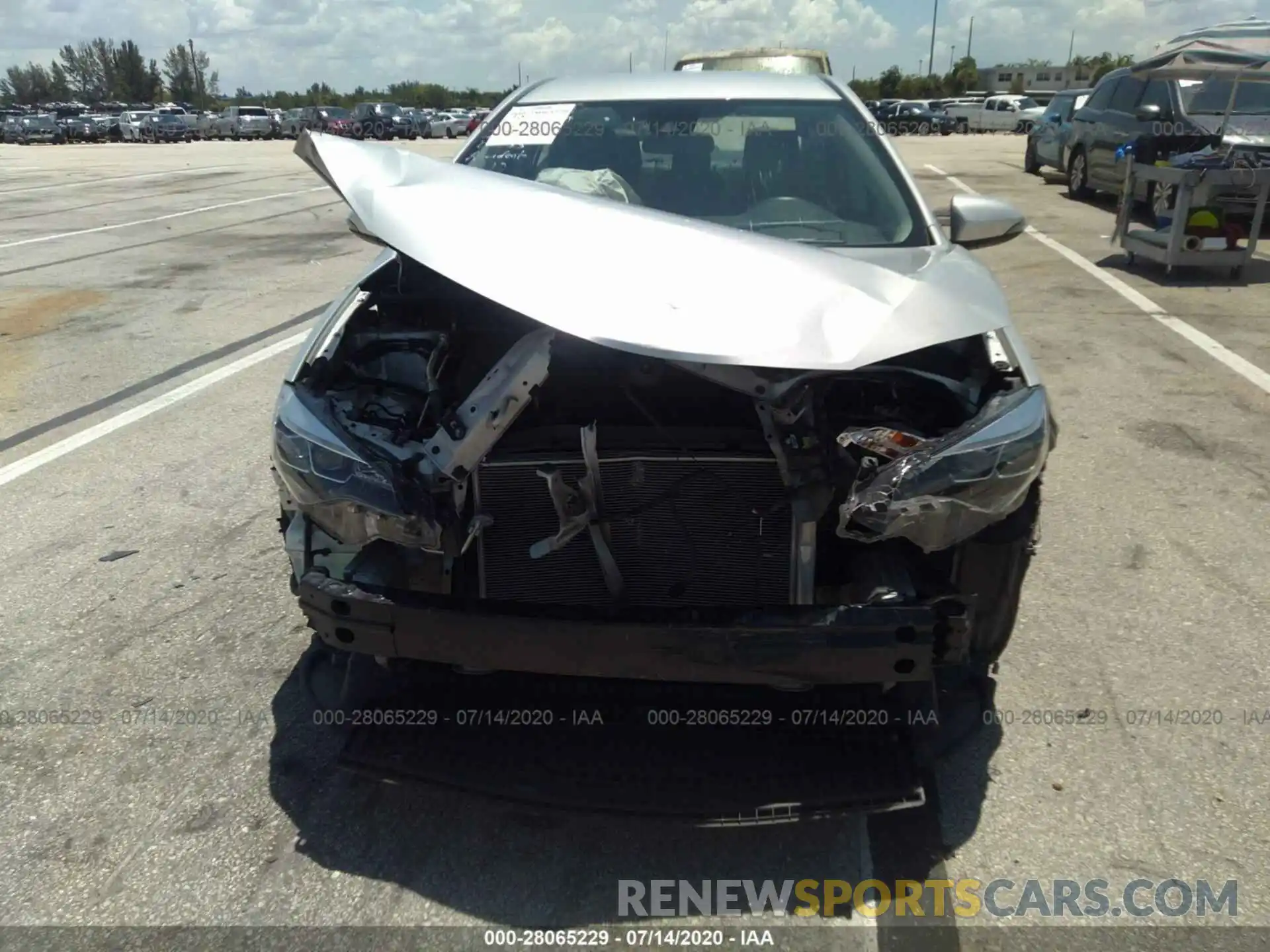 6 Photograph of a damaged car 5YFBURHE2KP898272 TOYOTA COROLLA 2019