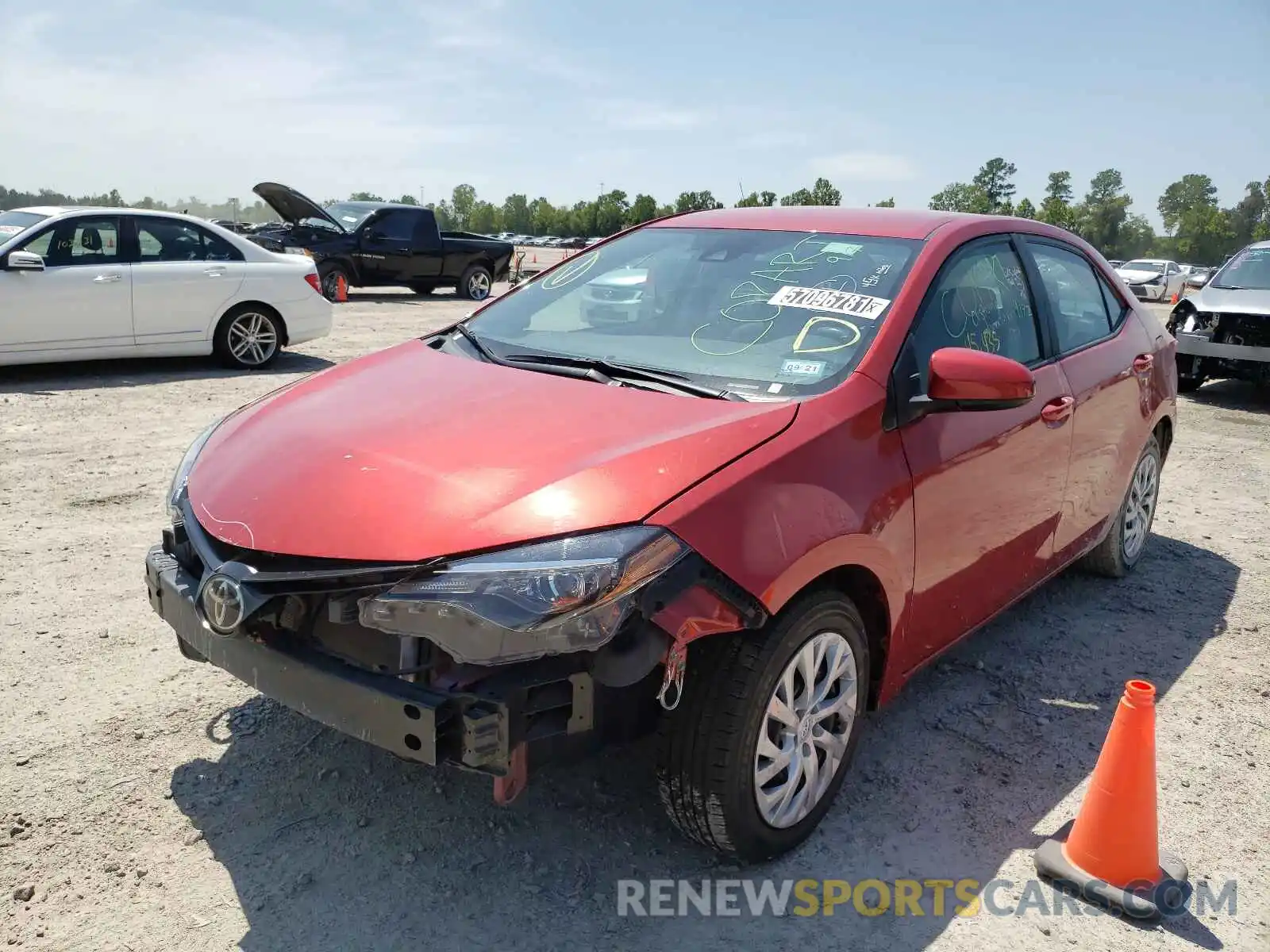 2 Photograph of a damaged car 5YFBURHE2KP898563 TOYOTA COROLLA 2019