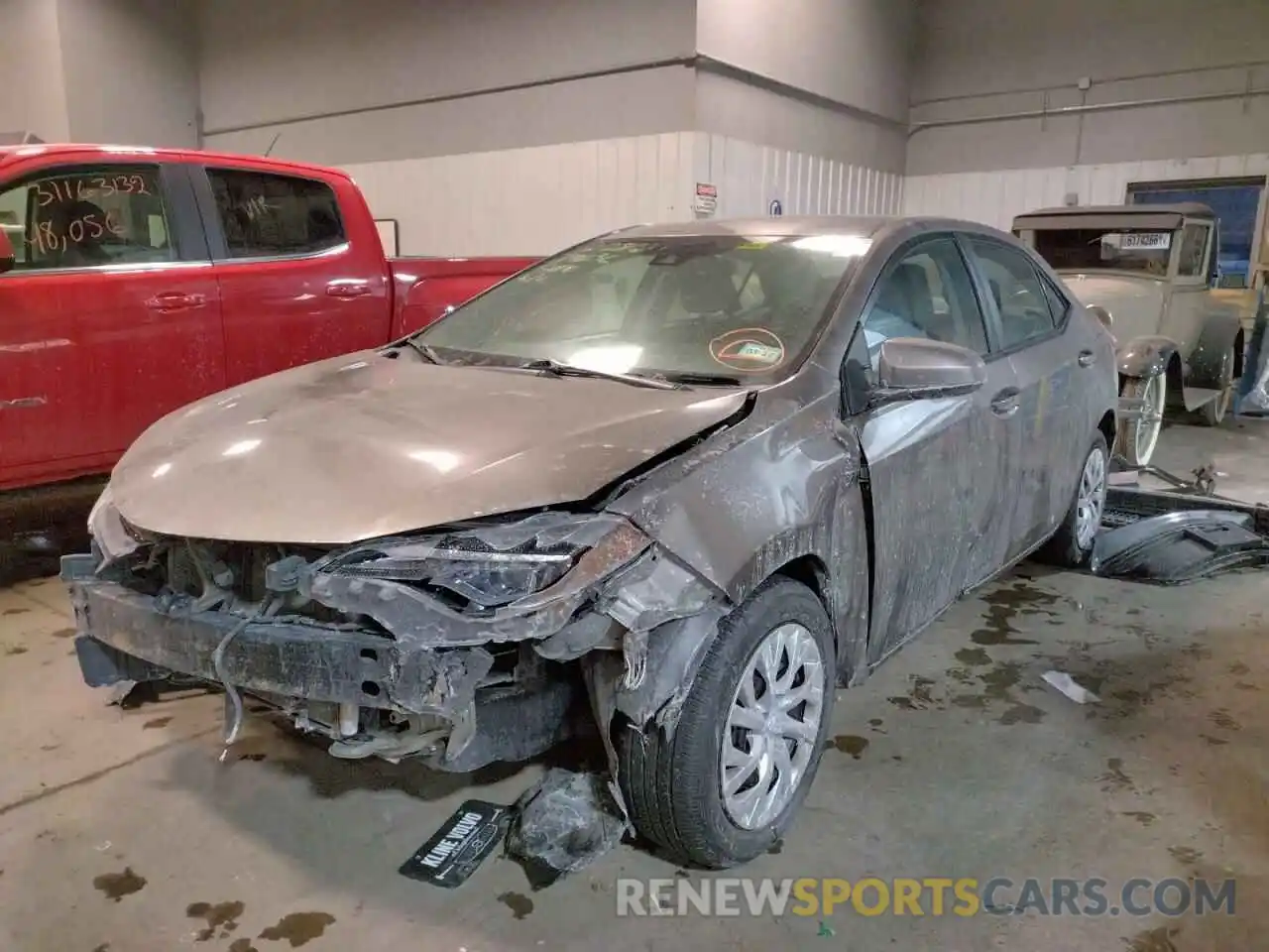 2 Photograph of a damaged car 5YFBURHE2KP899017 TOYOTA COROLLA 2019