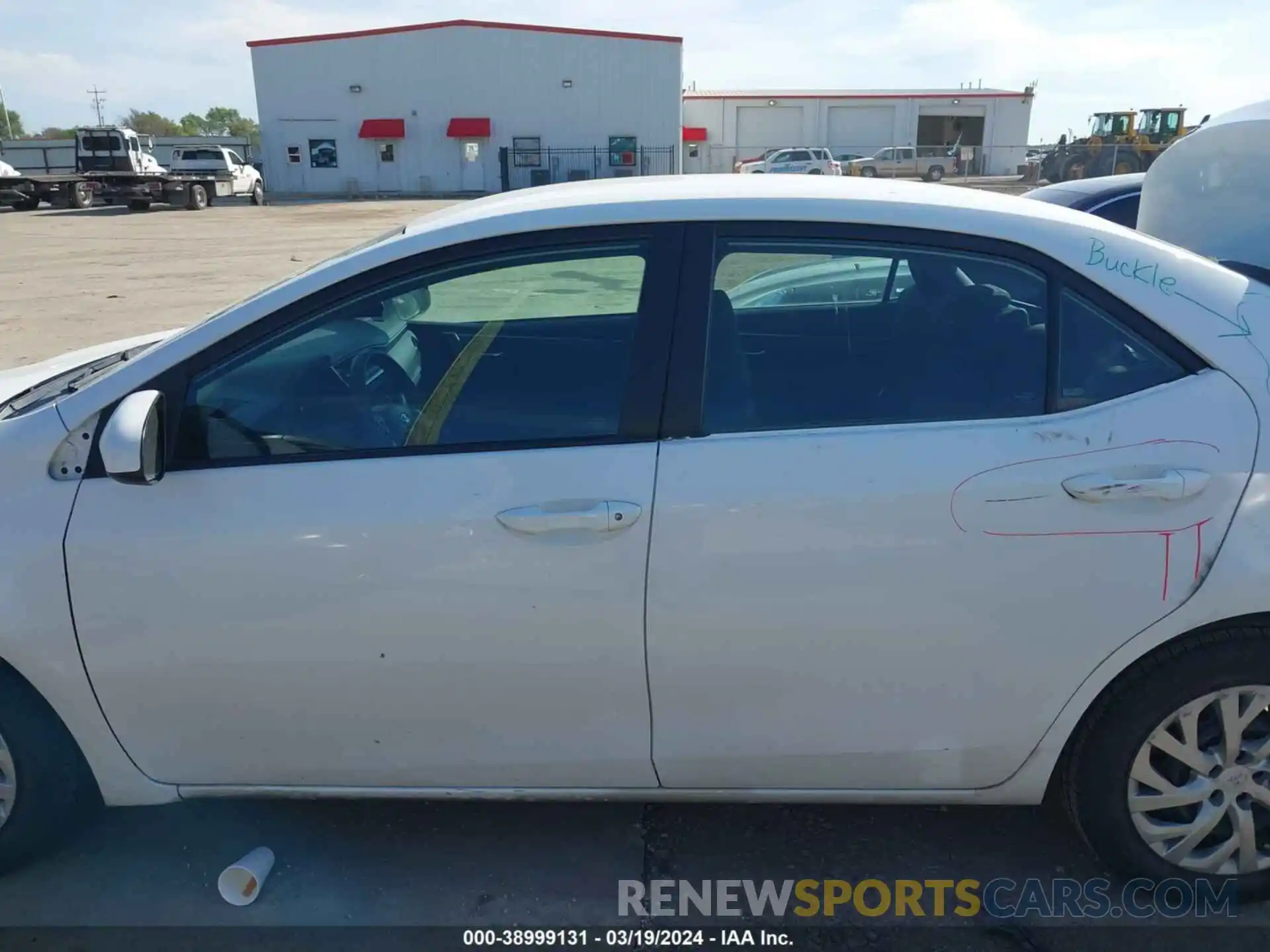 15 Photograph of a damaged car 5YFBURHE2KP899244 TOYOTA COROLLA 2019