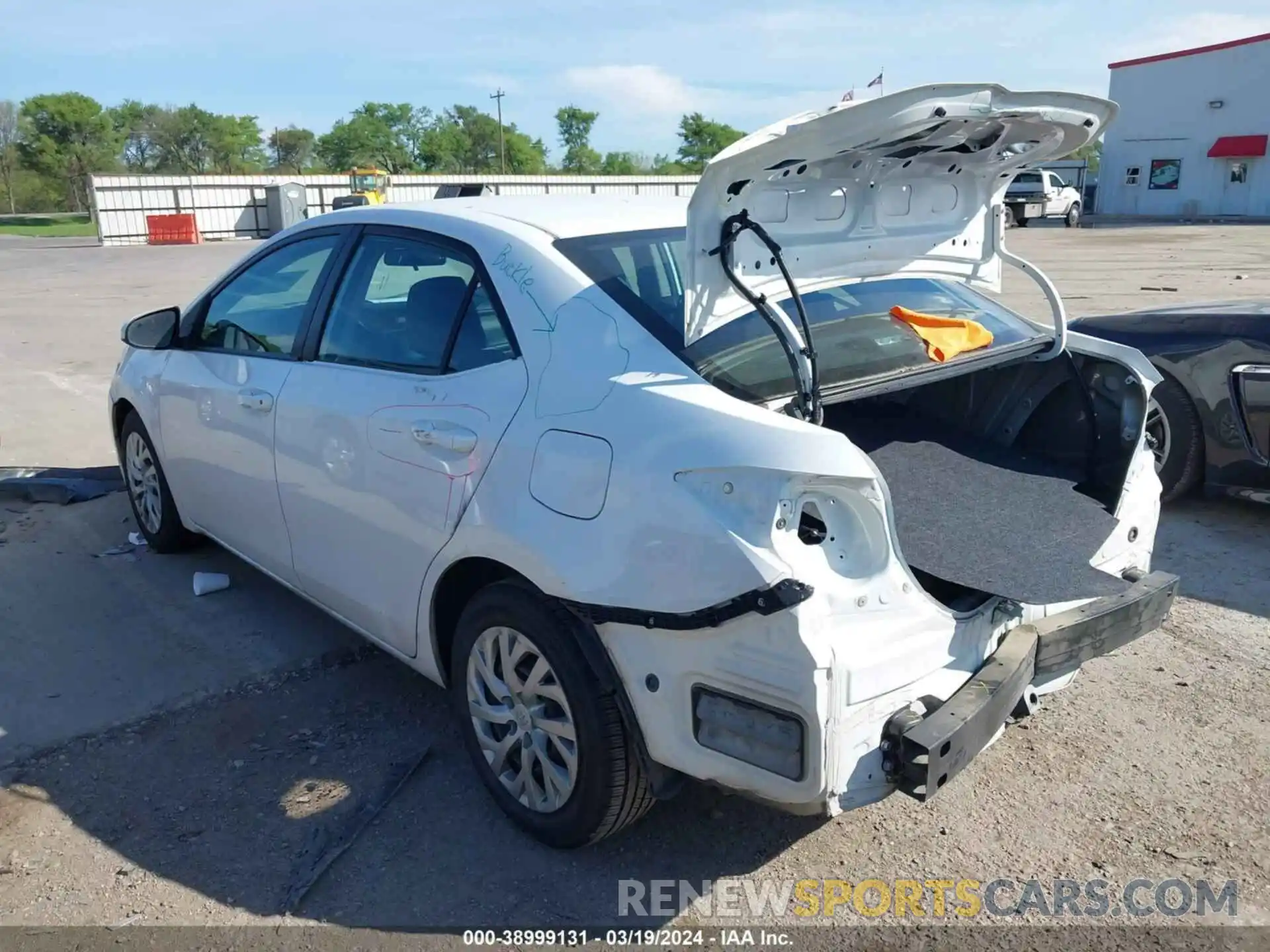 3 Photograph of a damaged car 5YFBURHE2KP899244 TOYOTA COROLLA 2019