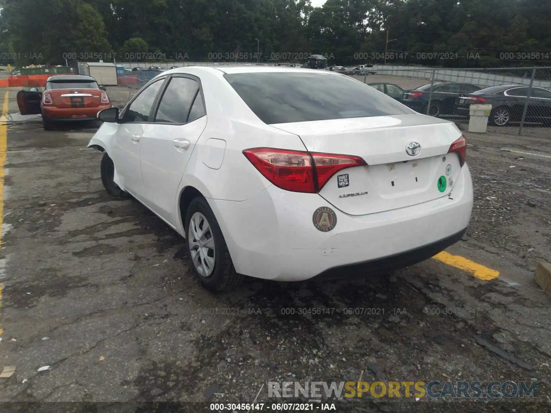 3 Photograph of a damaged car 5YFBURHE2KP900439 TOYOTA COROLLA 2019