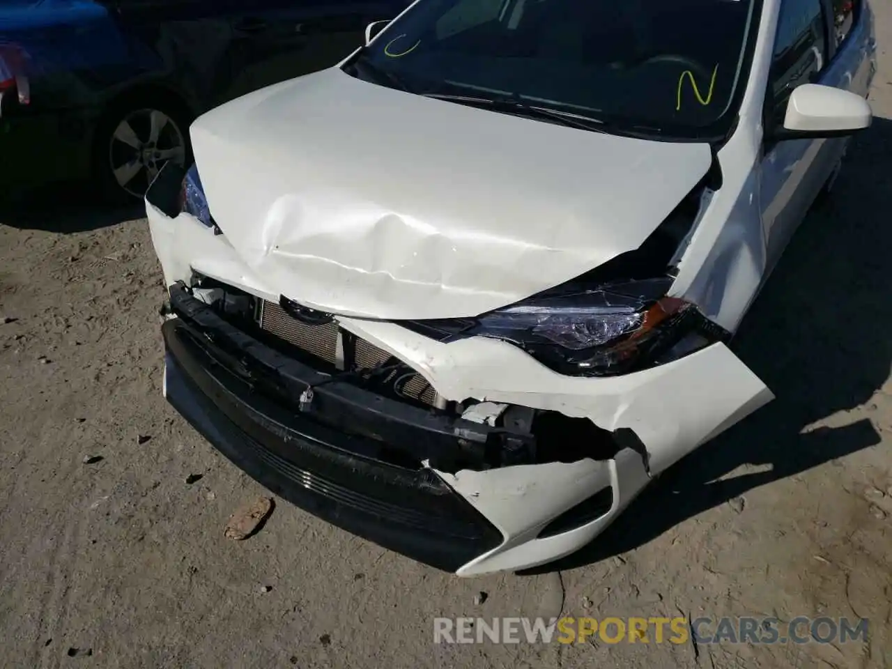 9 Photograph of a damaged car 5YFBURHE2KP901557 TOYOTA COROLLA 2019