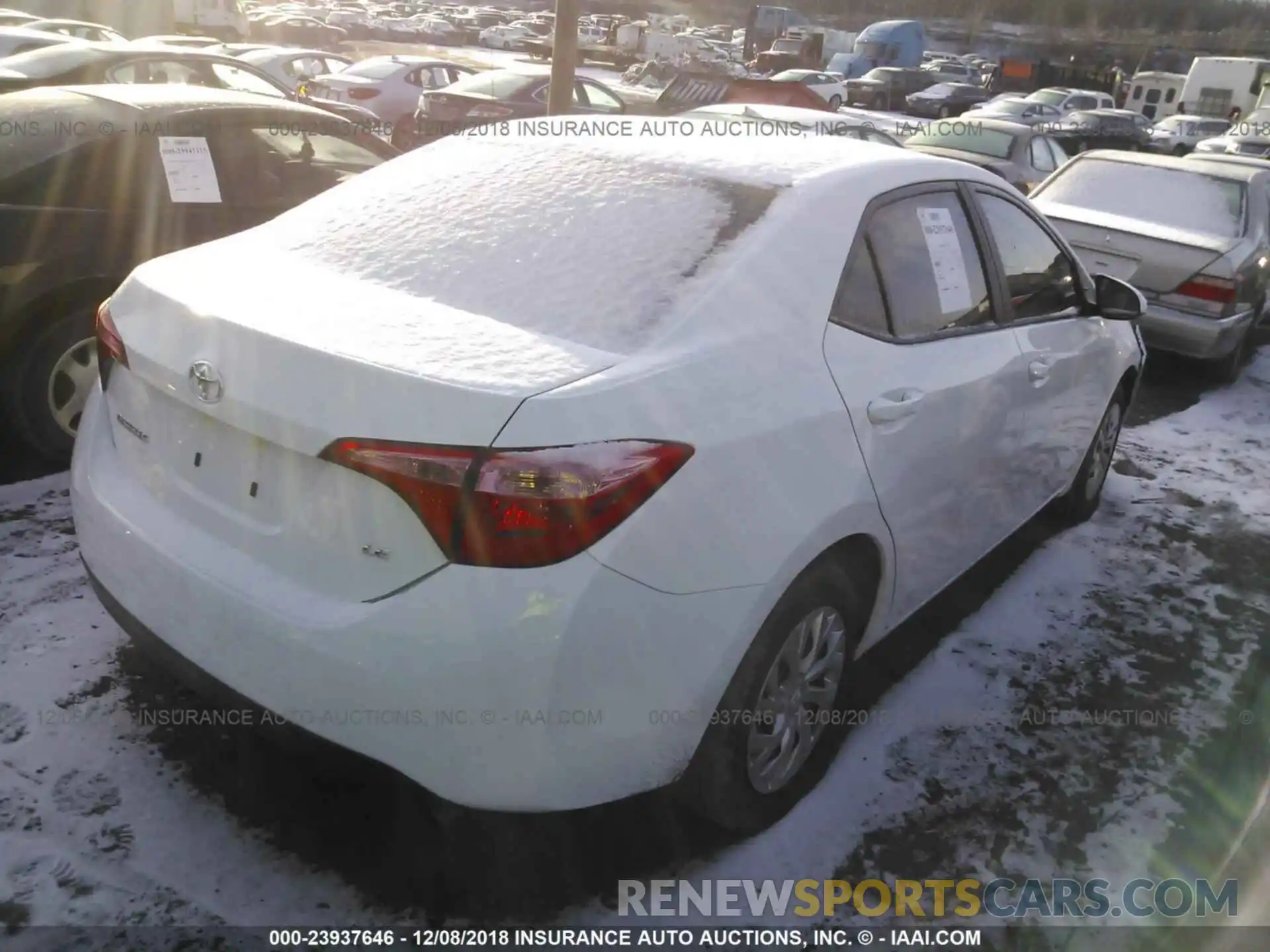 4 Photograph of a damaged car 5YFBURHE2KP901588 TOYOTA COROLLA 2019